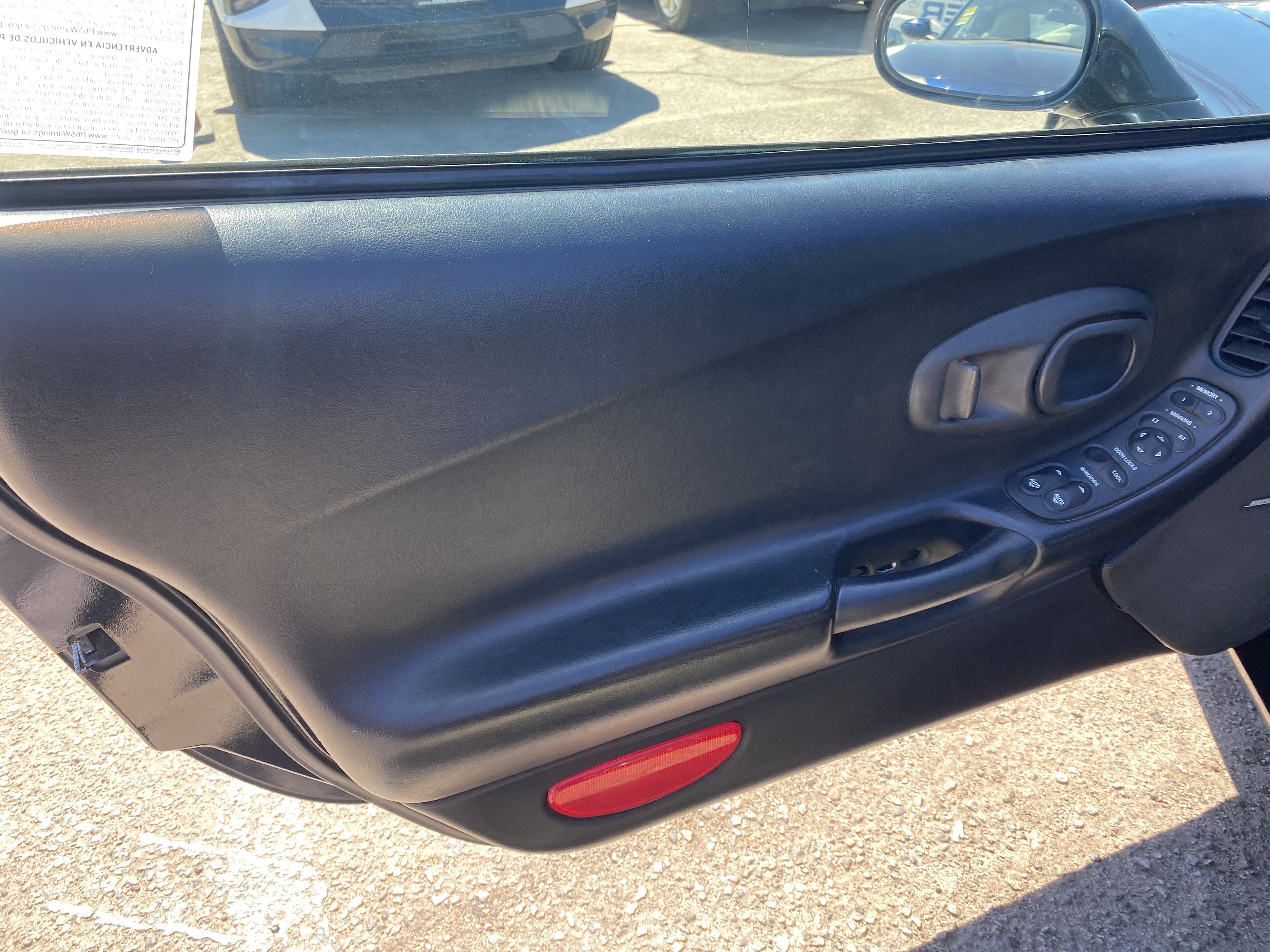 2001 Chevrolet Corvette 2DR CONVERTIBLE