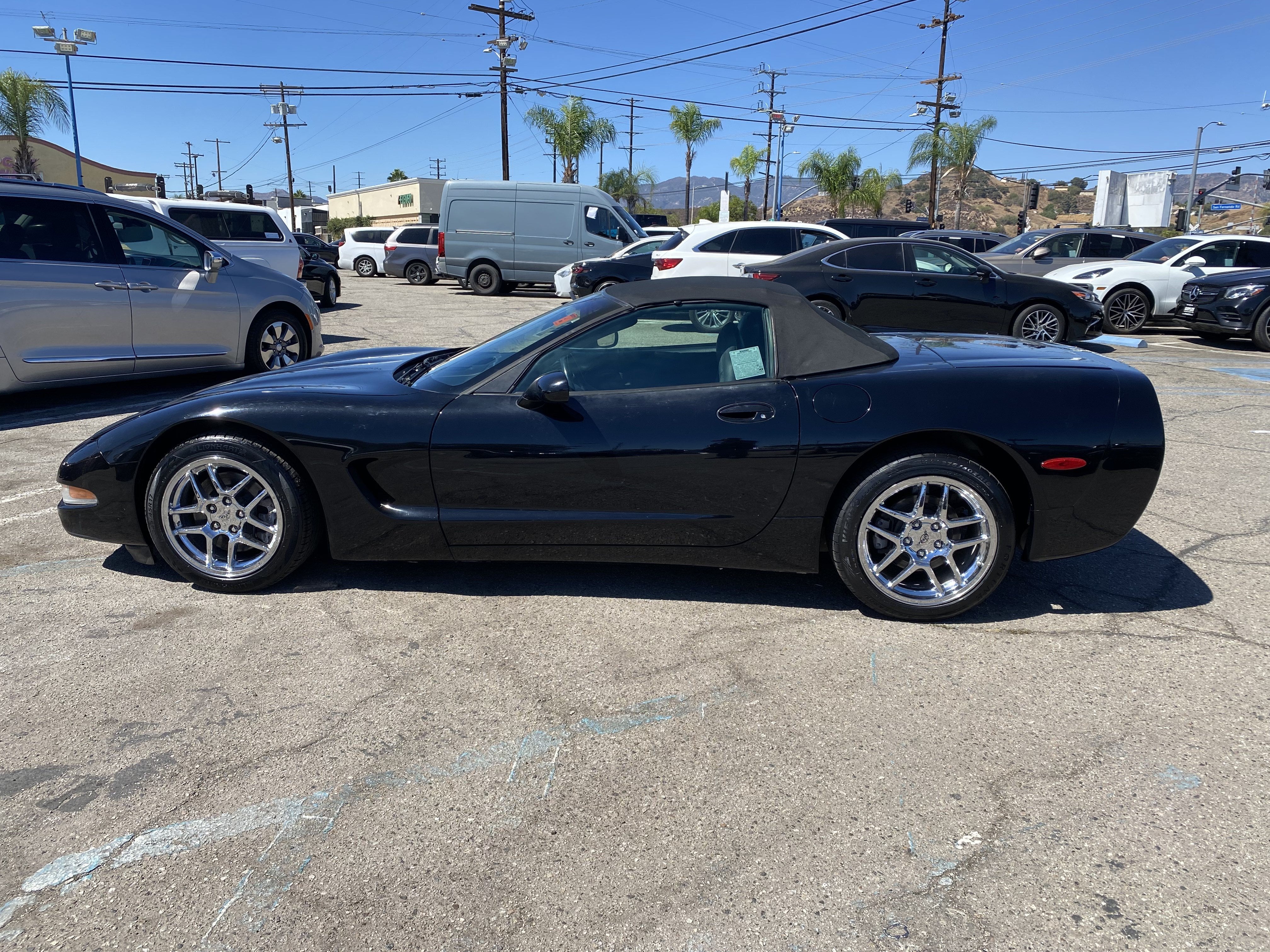 2001 Chevrolet Corvette 2DR CONVERTIBLE