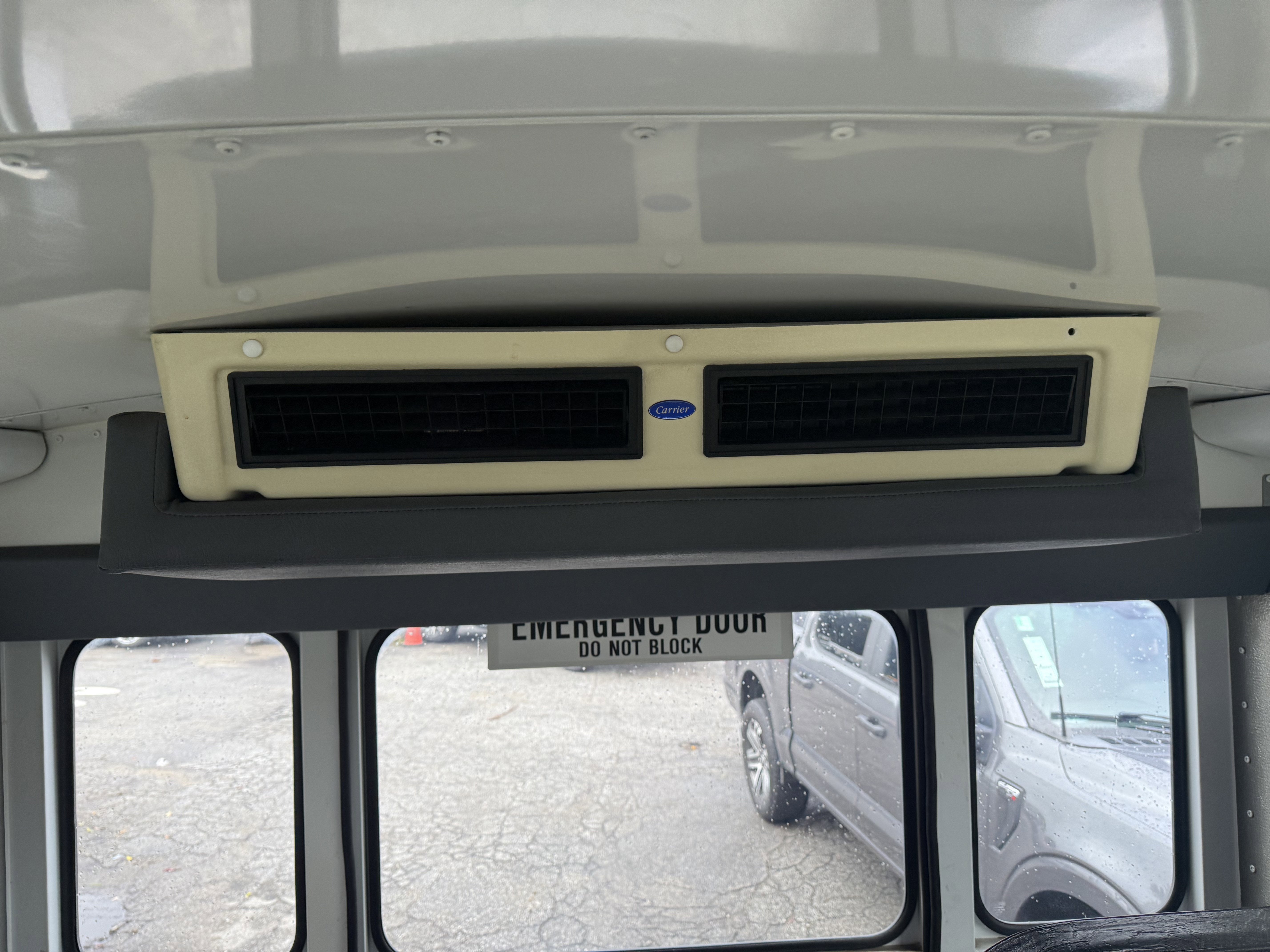 2006 Chevrolet Express Commercial Cutaway C6Y SRW