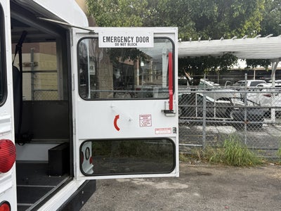 2006 Chevrolet Express Commercial Cutaway C6Y SRW