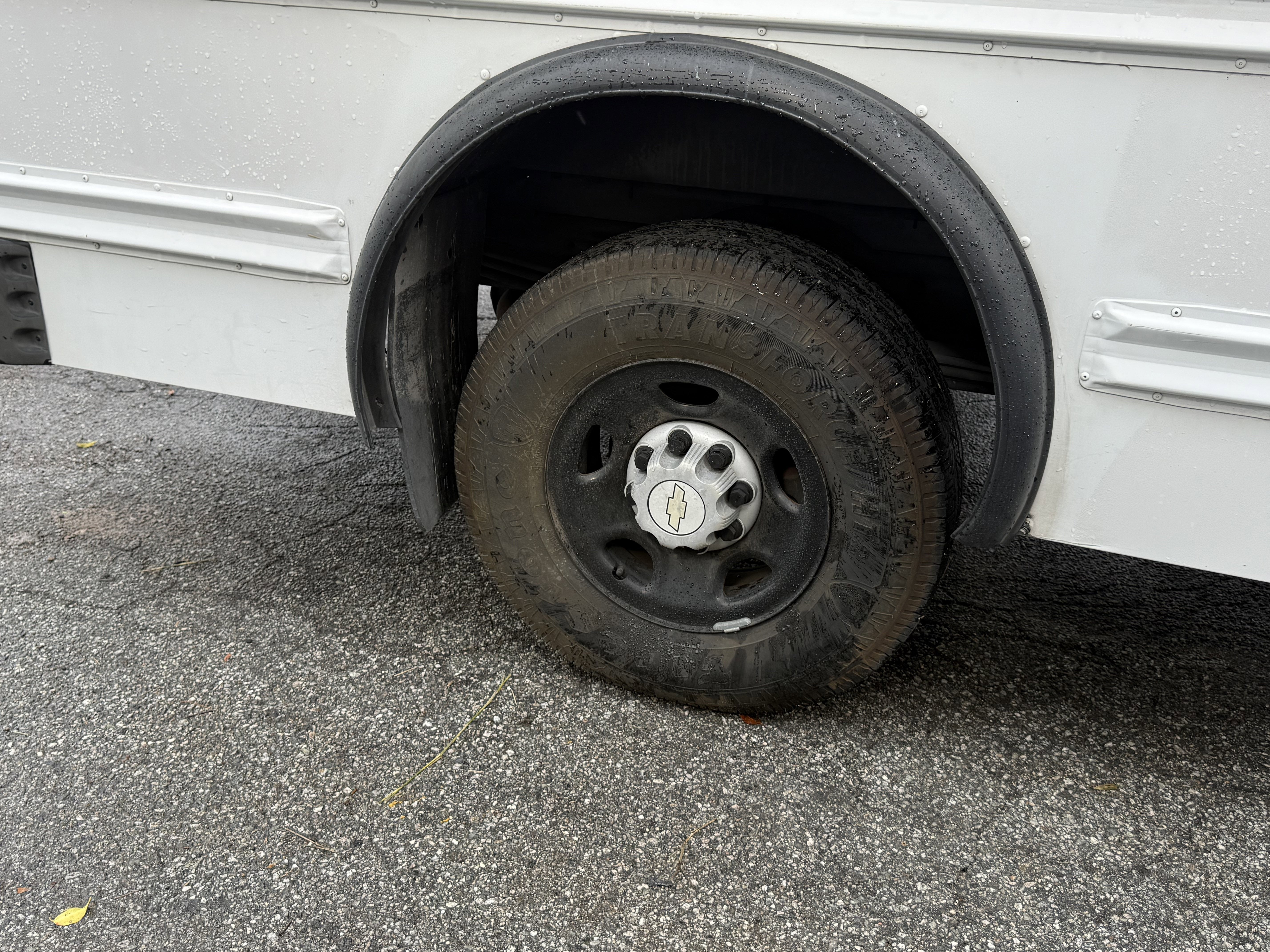 2006 Chevrolet Express Commercial Cutaway C6Y SRW