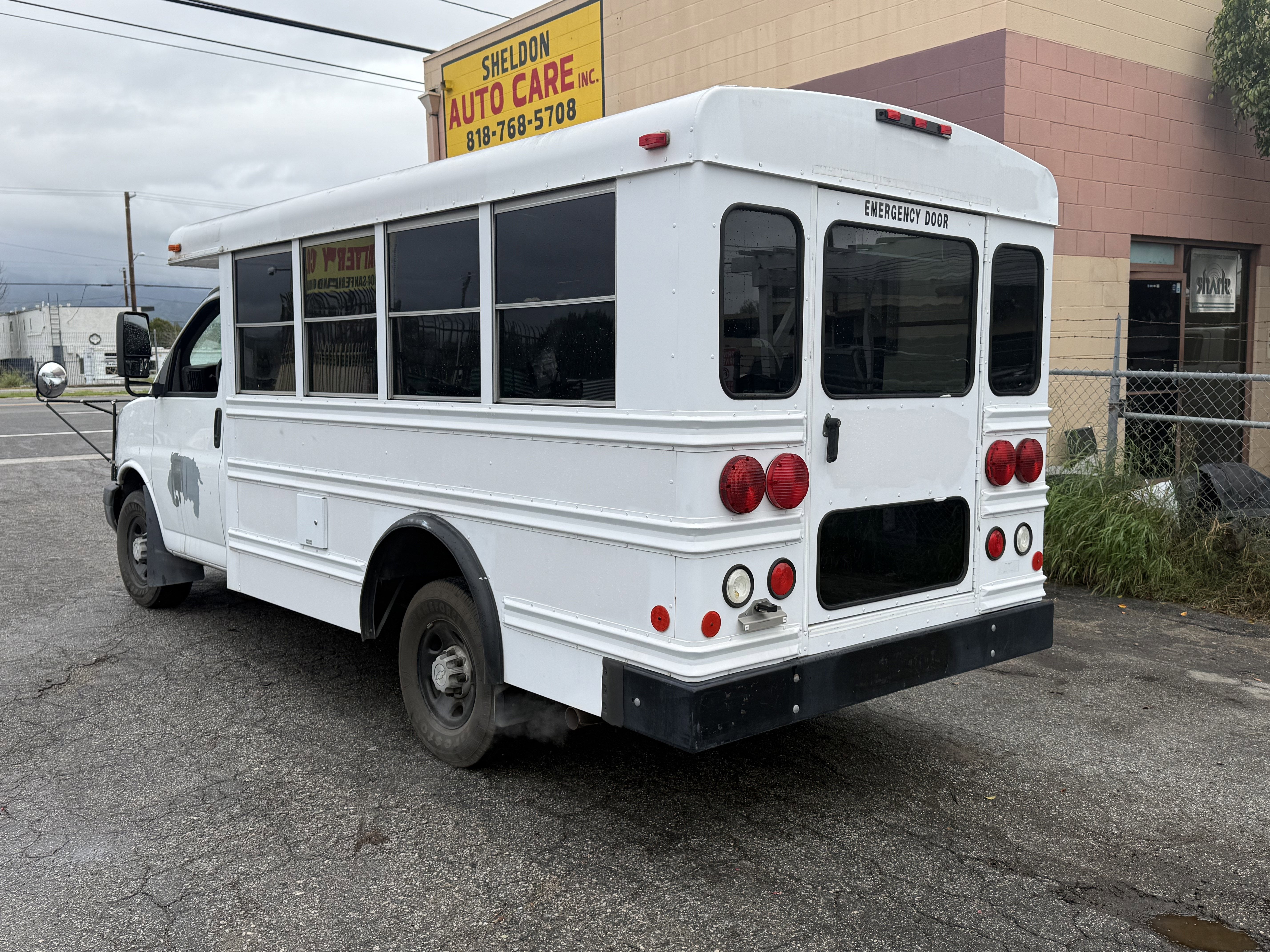 2006 Chevrolet Express Commercial Cutaway C6Y SRW