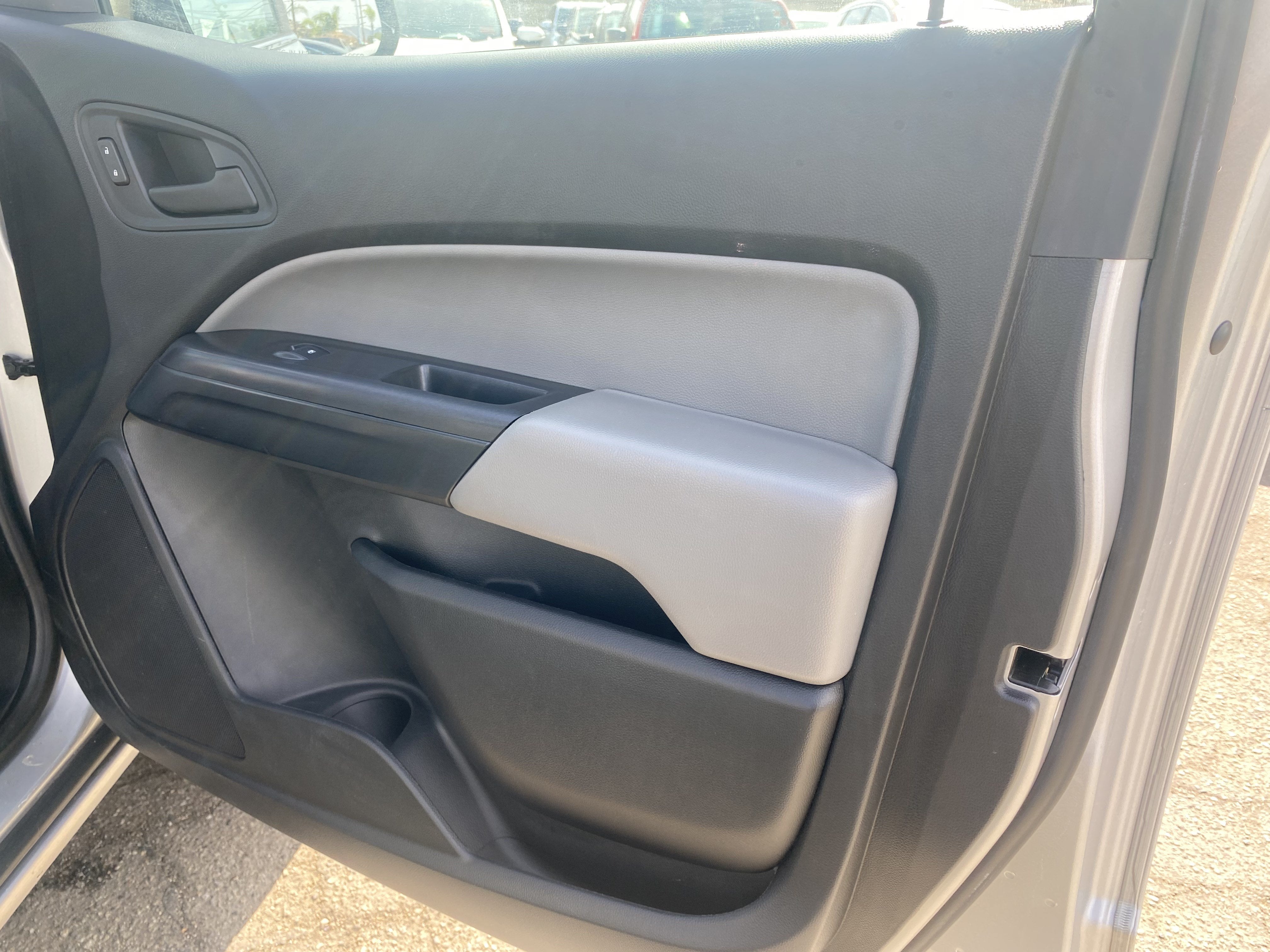 2018 Chevrolet Colorado 2WD CREW CAB 140.5 WORK