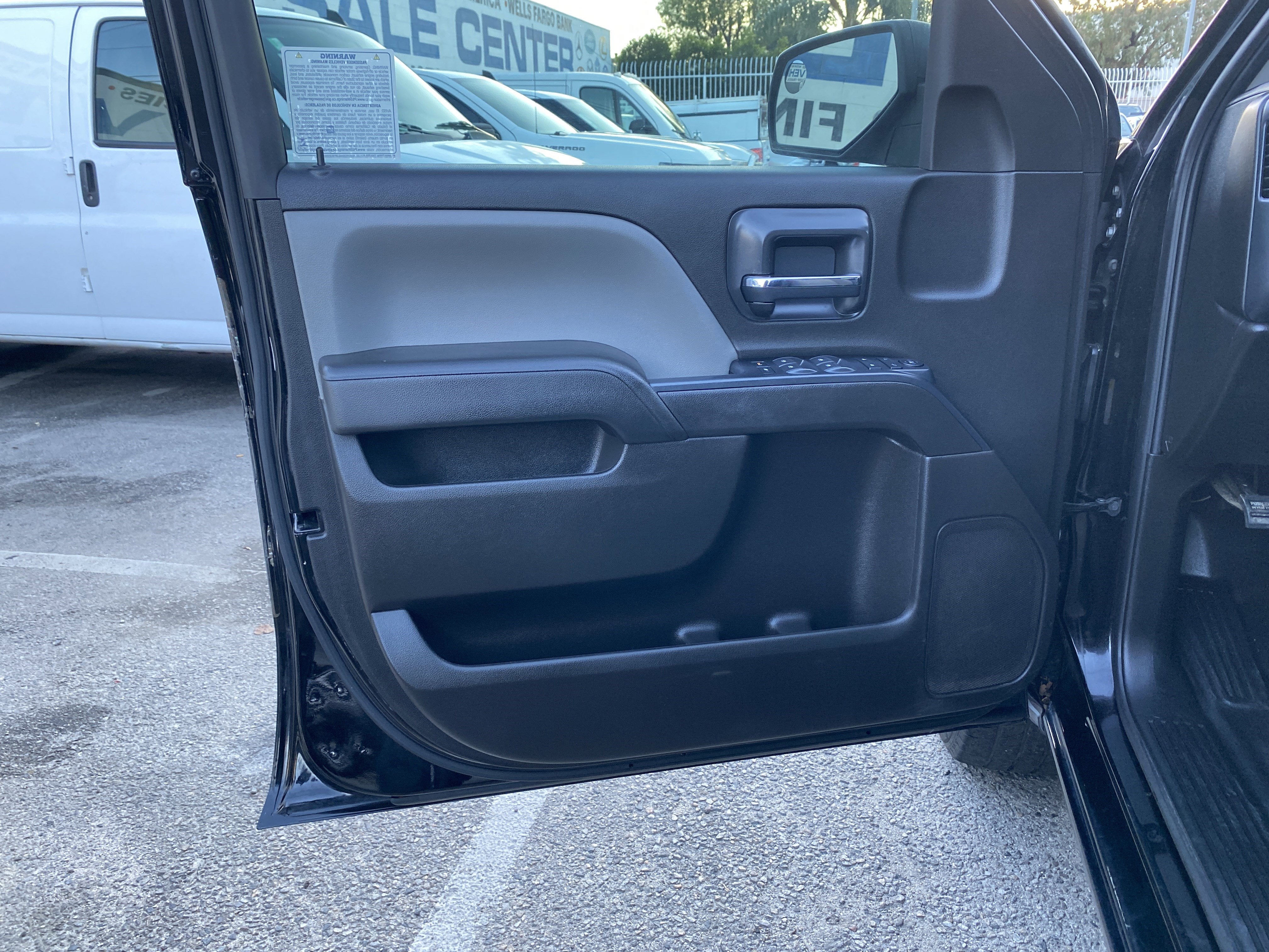 2018 Chevrolet Silverado 1500 Custom