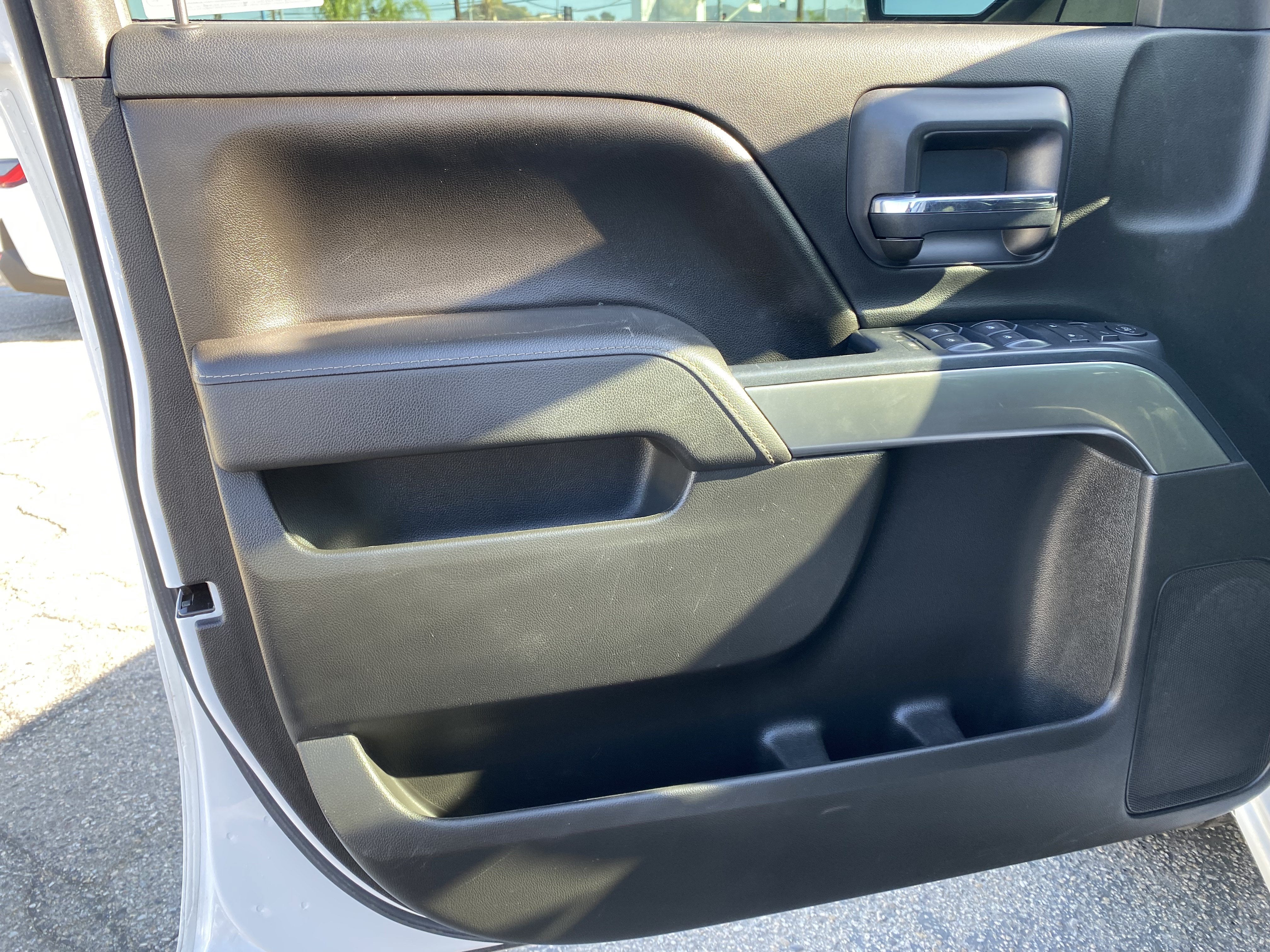 2017 Chevrolet Silverado 1500 2WD DOUBLE CAB 143.5 LT