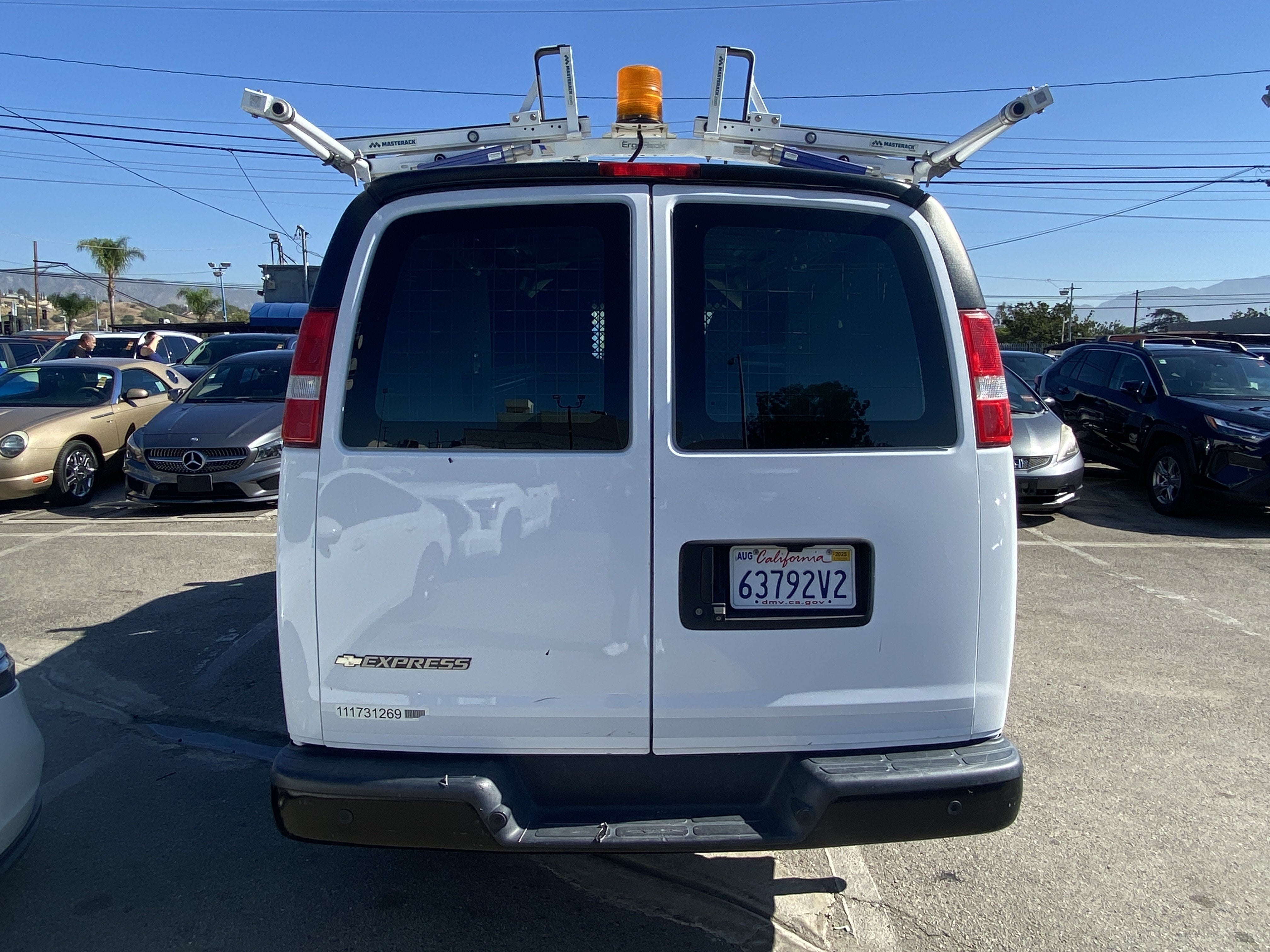 2017 Chevrolet Express Cargo Van RWD 2500 135