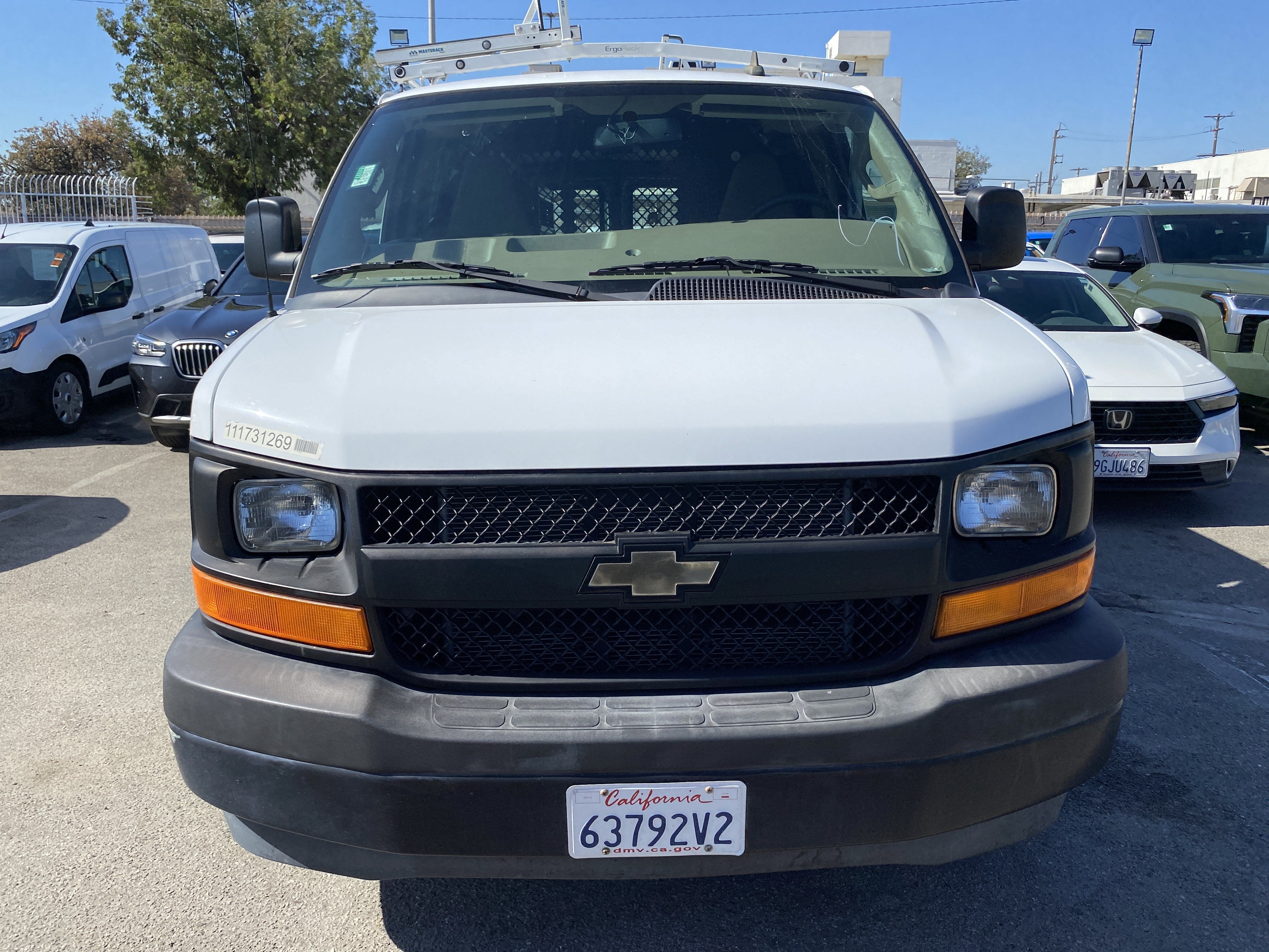 2017 Chevrolet Express Cargo Van RWD 2500 135