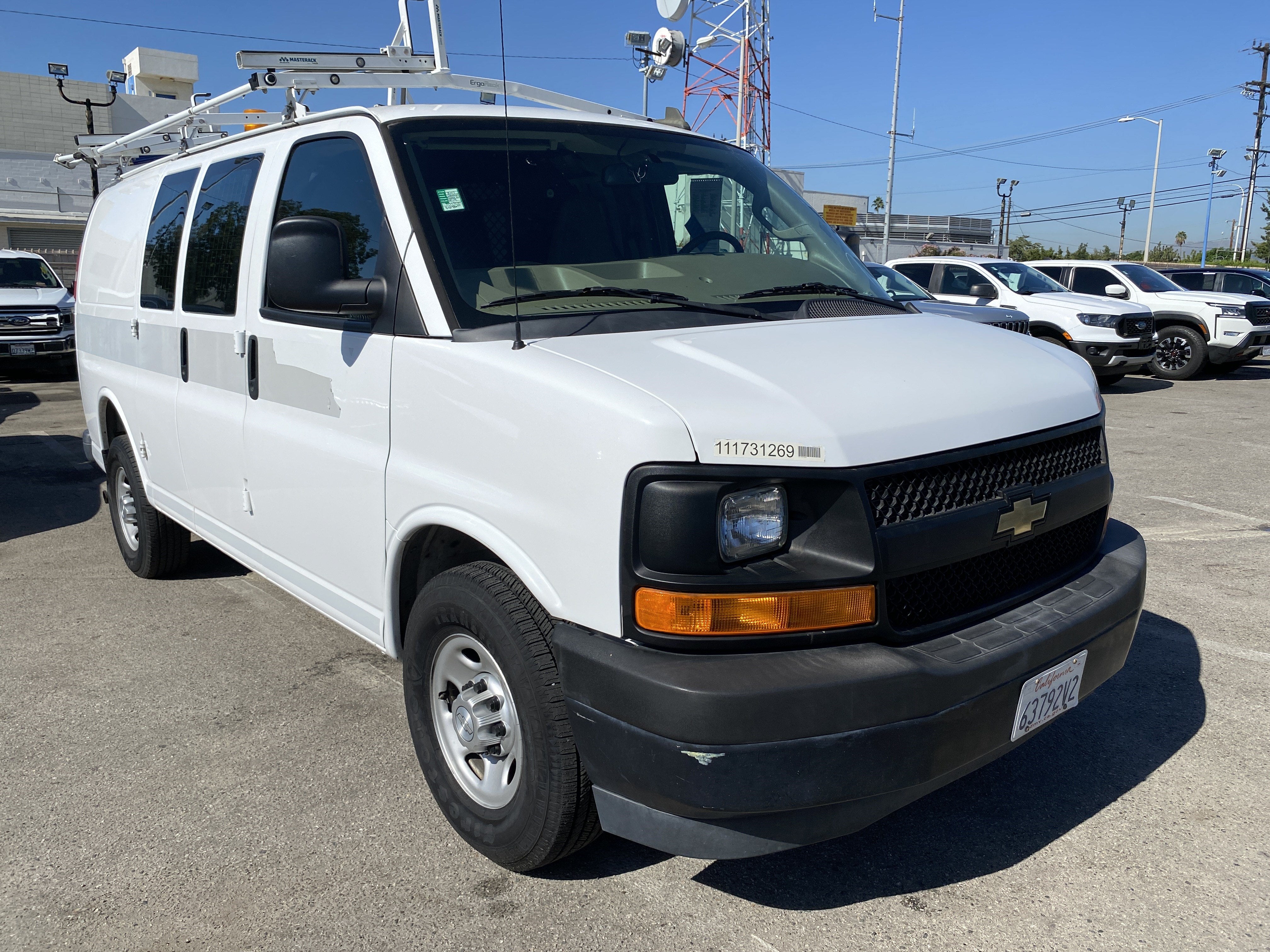 2017 Chevrolet Express Cargo Van RWD 2500 135