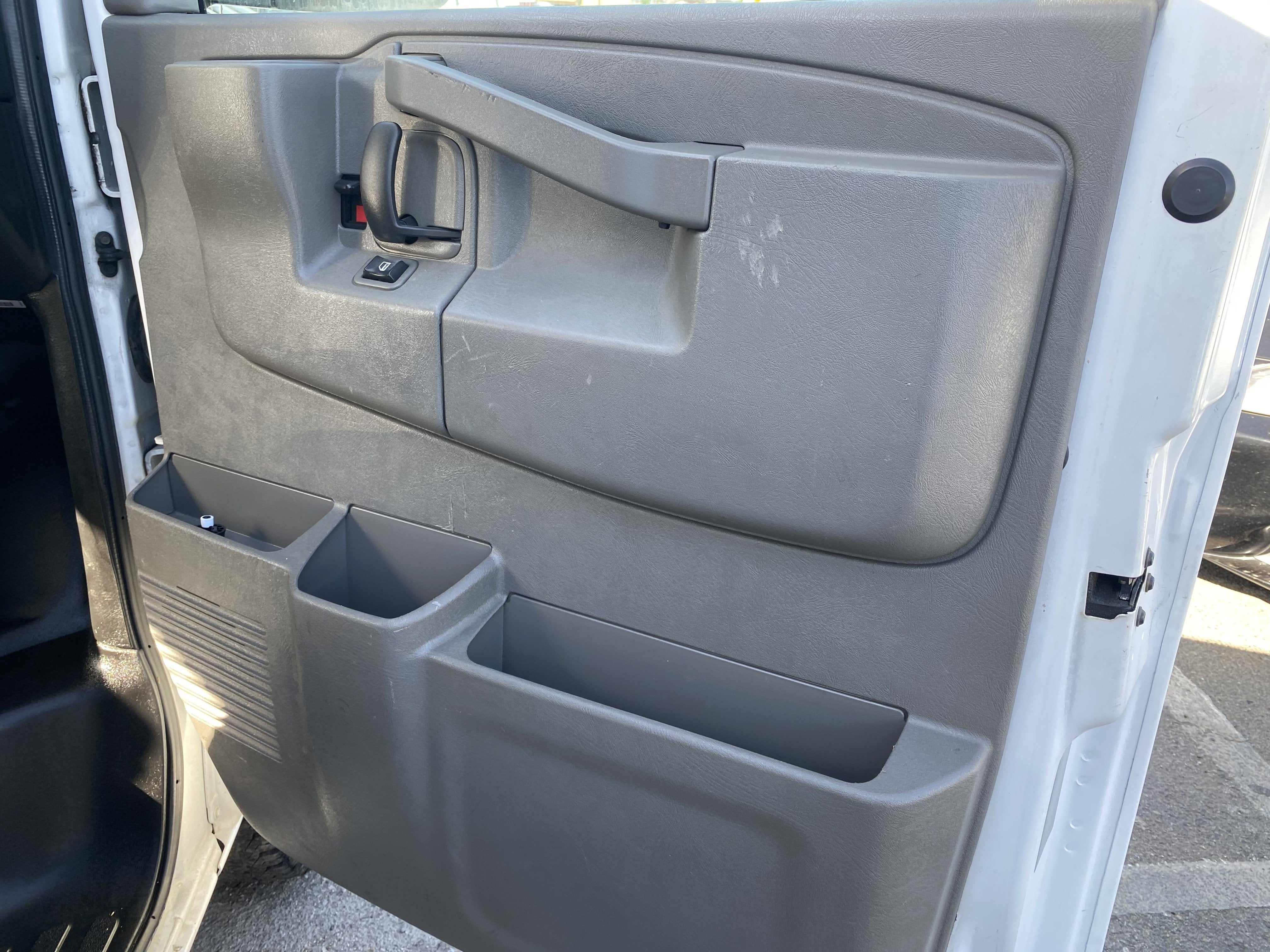 2017 Chevrolet Express Cargo Van RWD 2500 135"