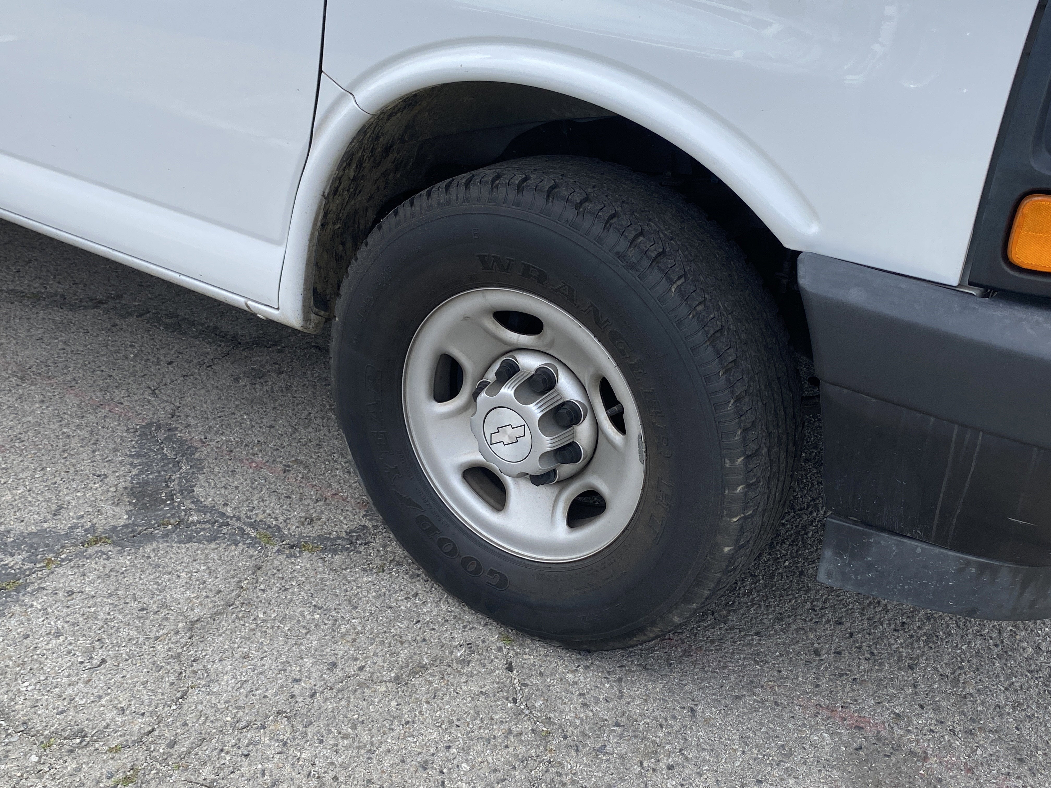 2017 Chevrolet Express Cargo Van RWD 2500 135"