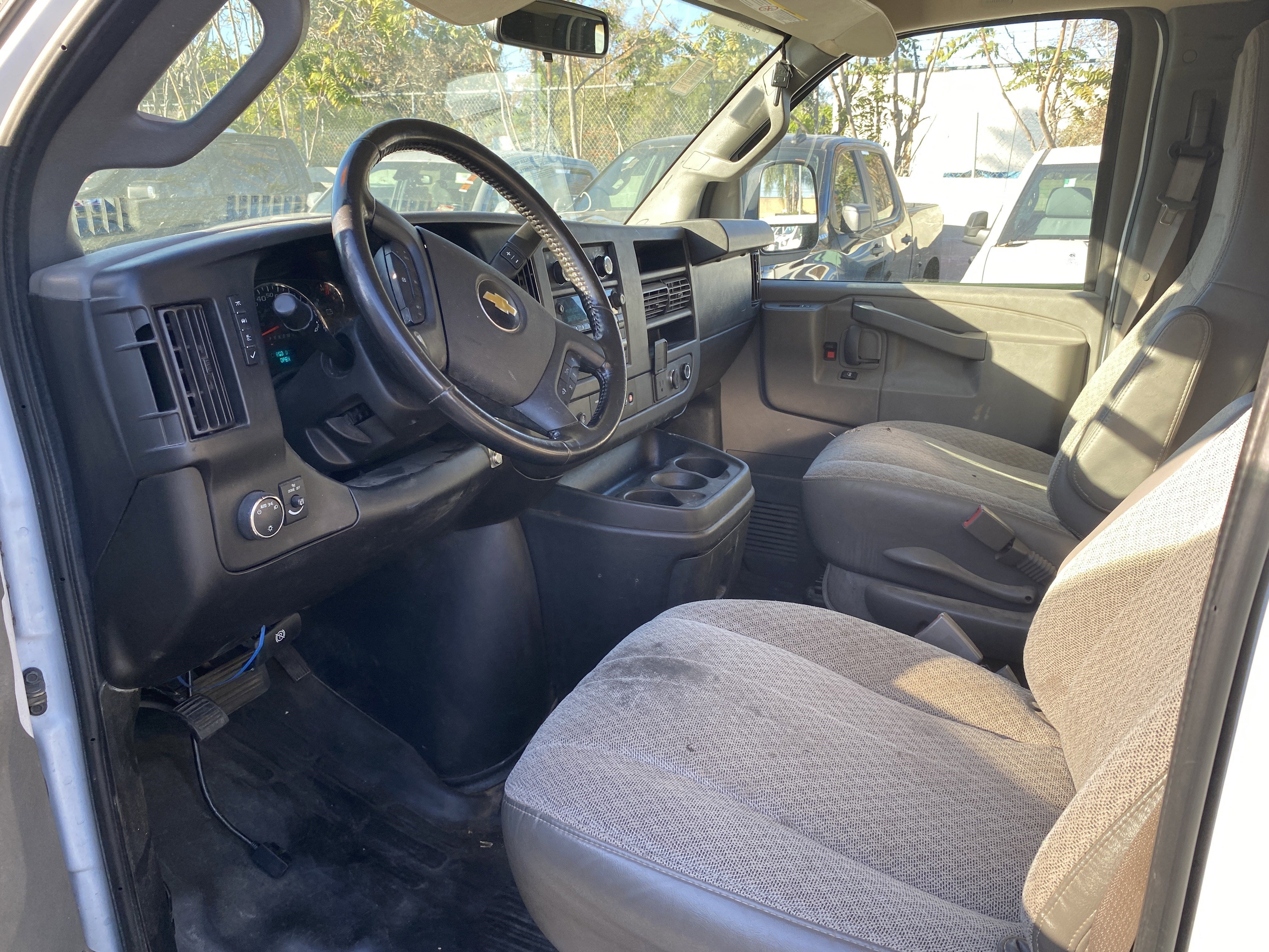 2020 Chevrolet Express Cargo Van RWD 2500 135"