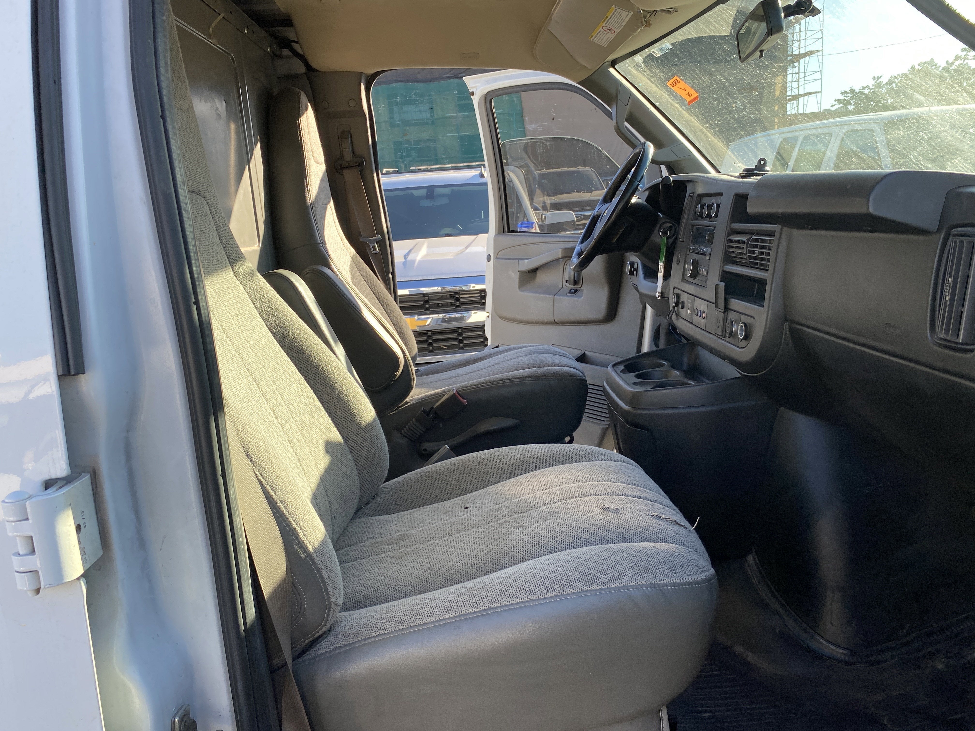 2020 Chevrolet Express Cargo Van RWD 2500 135"