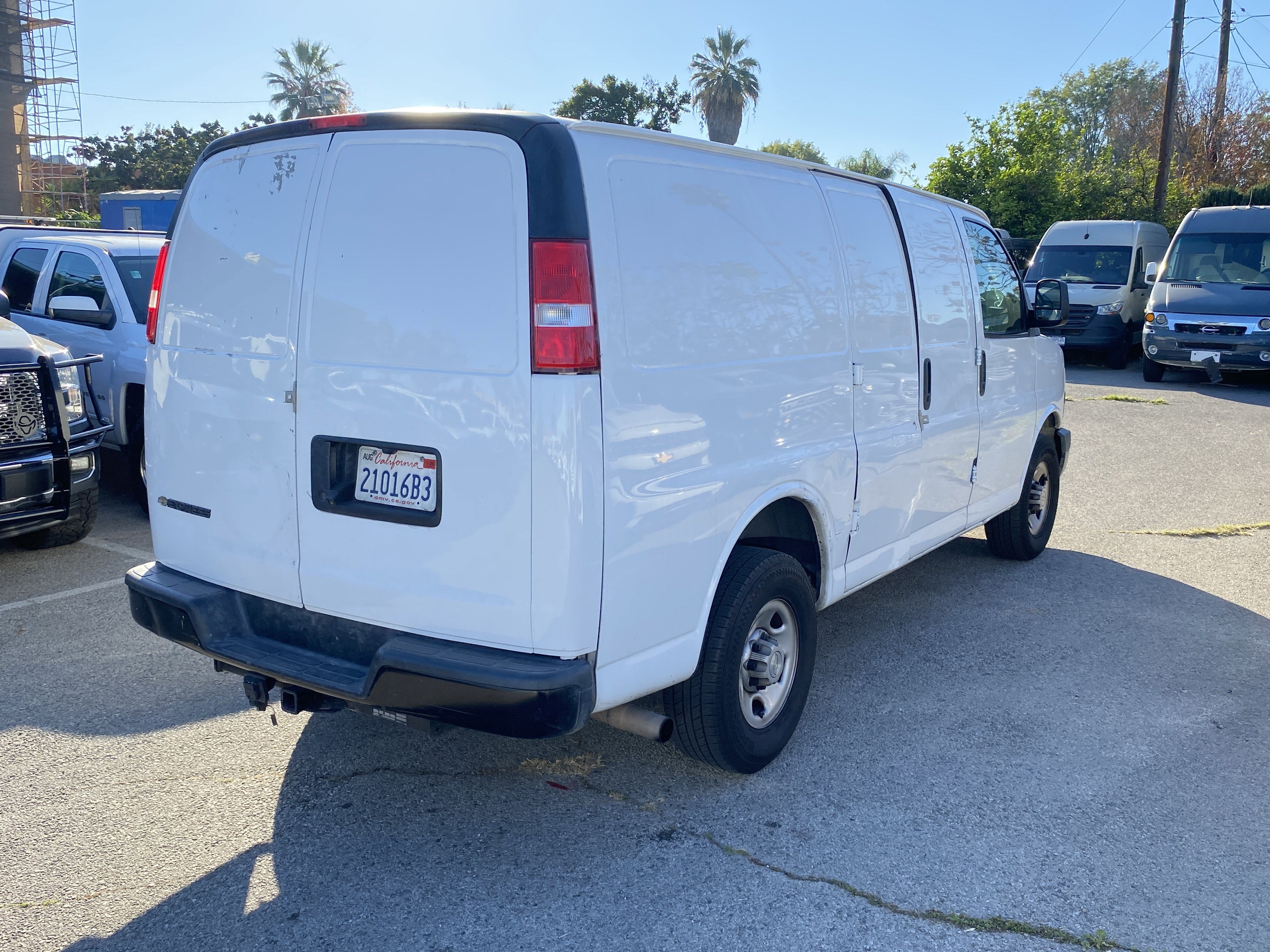 2020 Chevrolet Express Cargo Van RWD 2500 135"