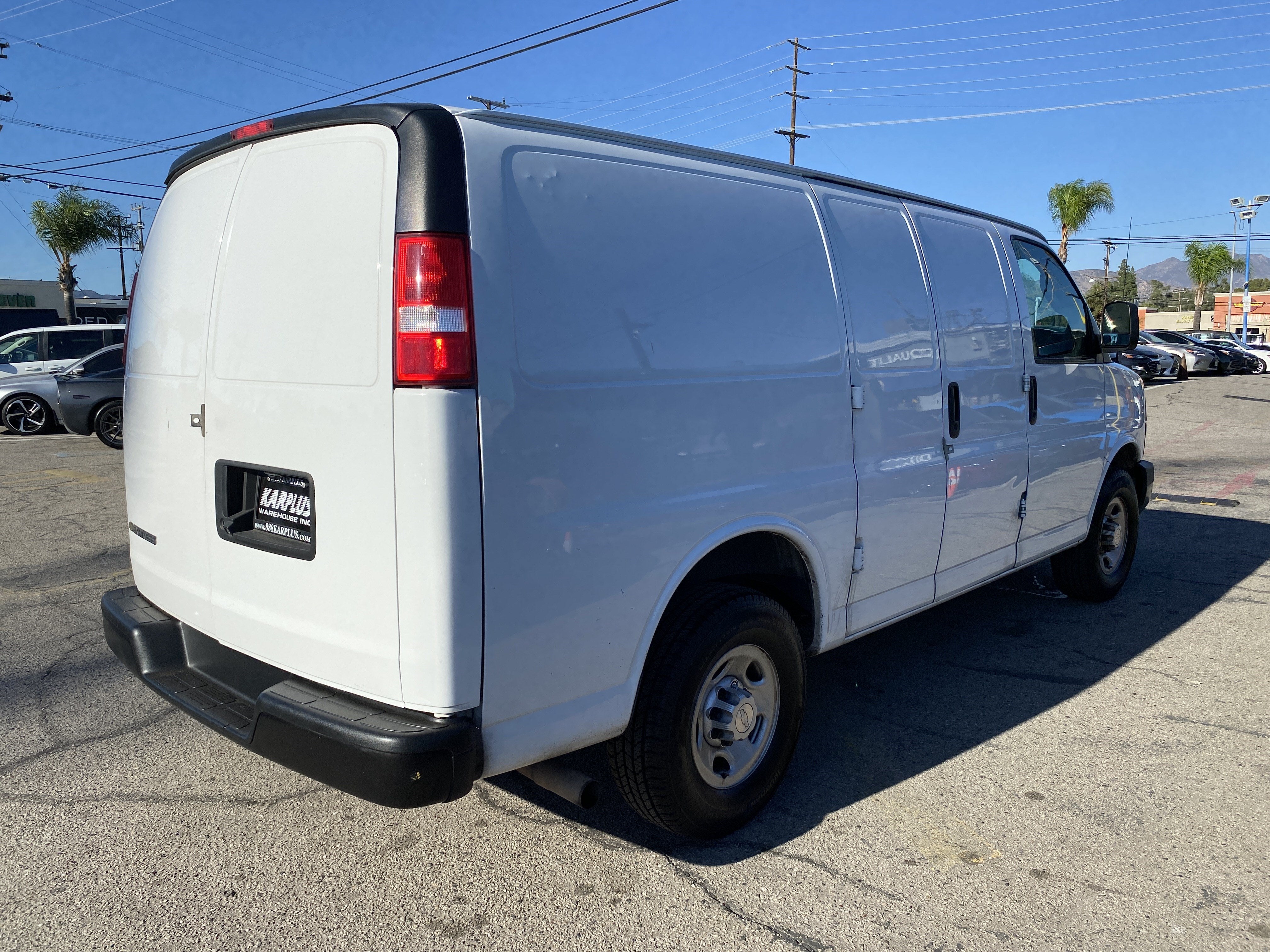 2019 Chevrolet Express Cargo Van RWD 2500 135