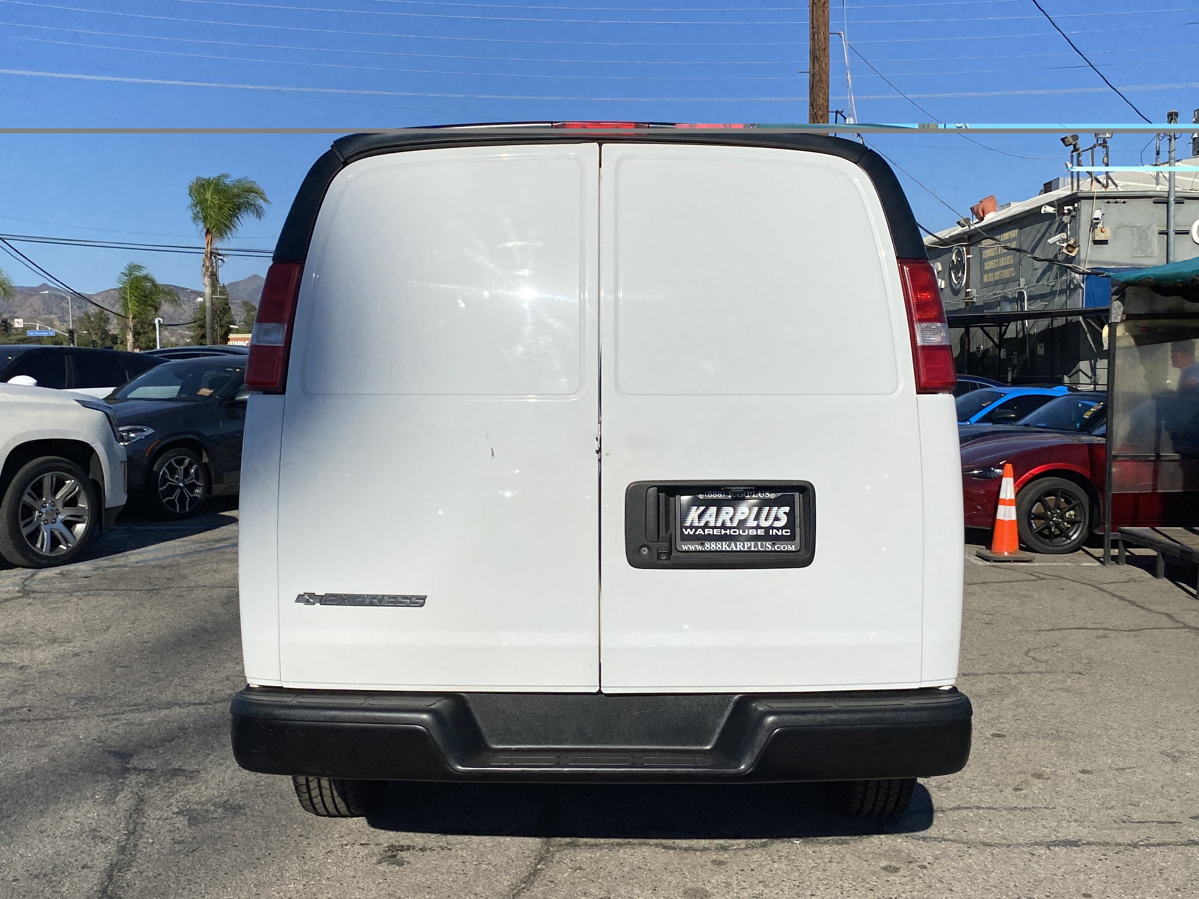 2019 Chevrolet Express Cargo Van RWD 2500 135