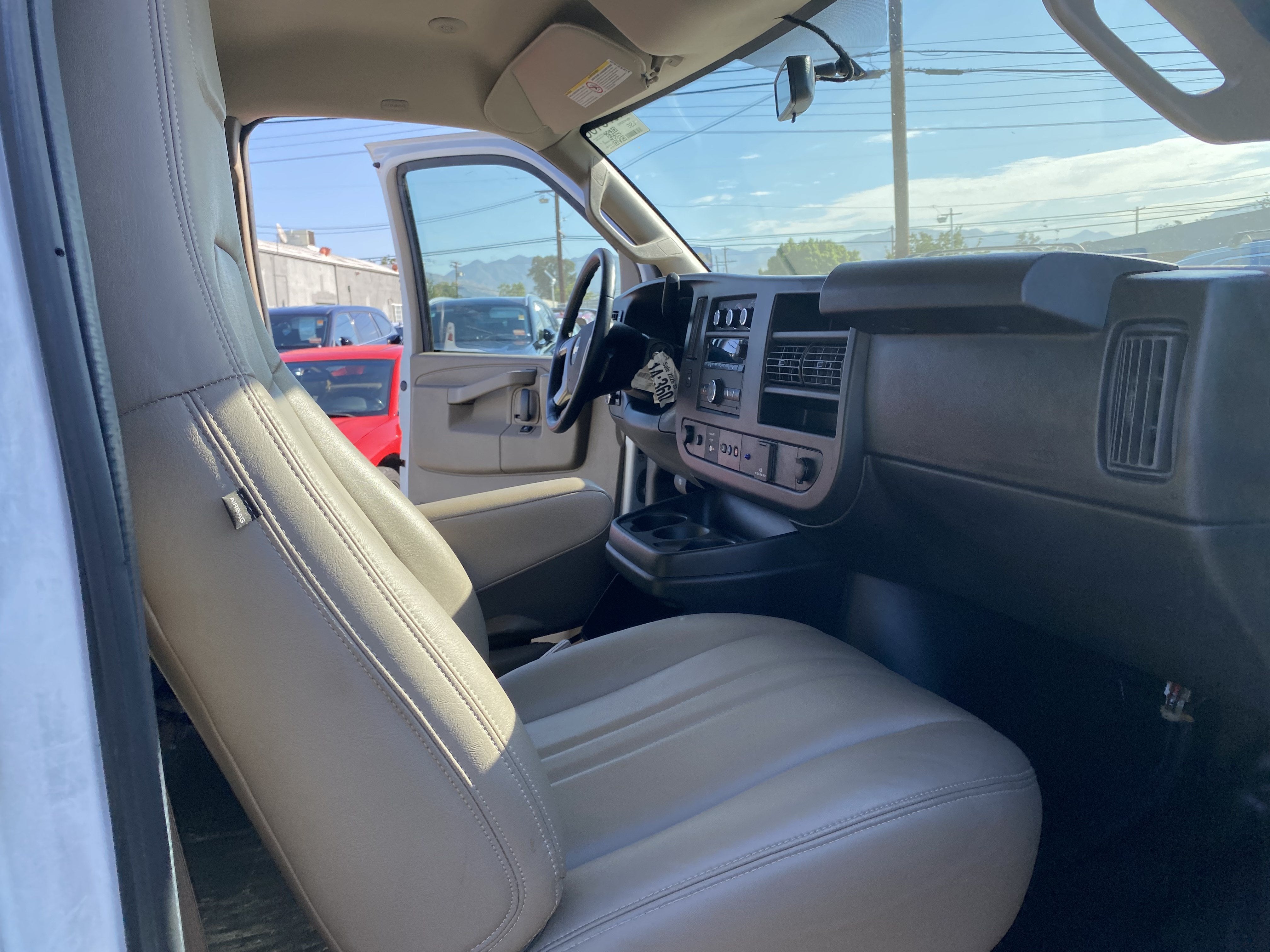 2019 Chevrolet Express Cargo Van RWD 2500 135