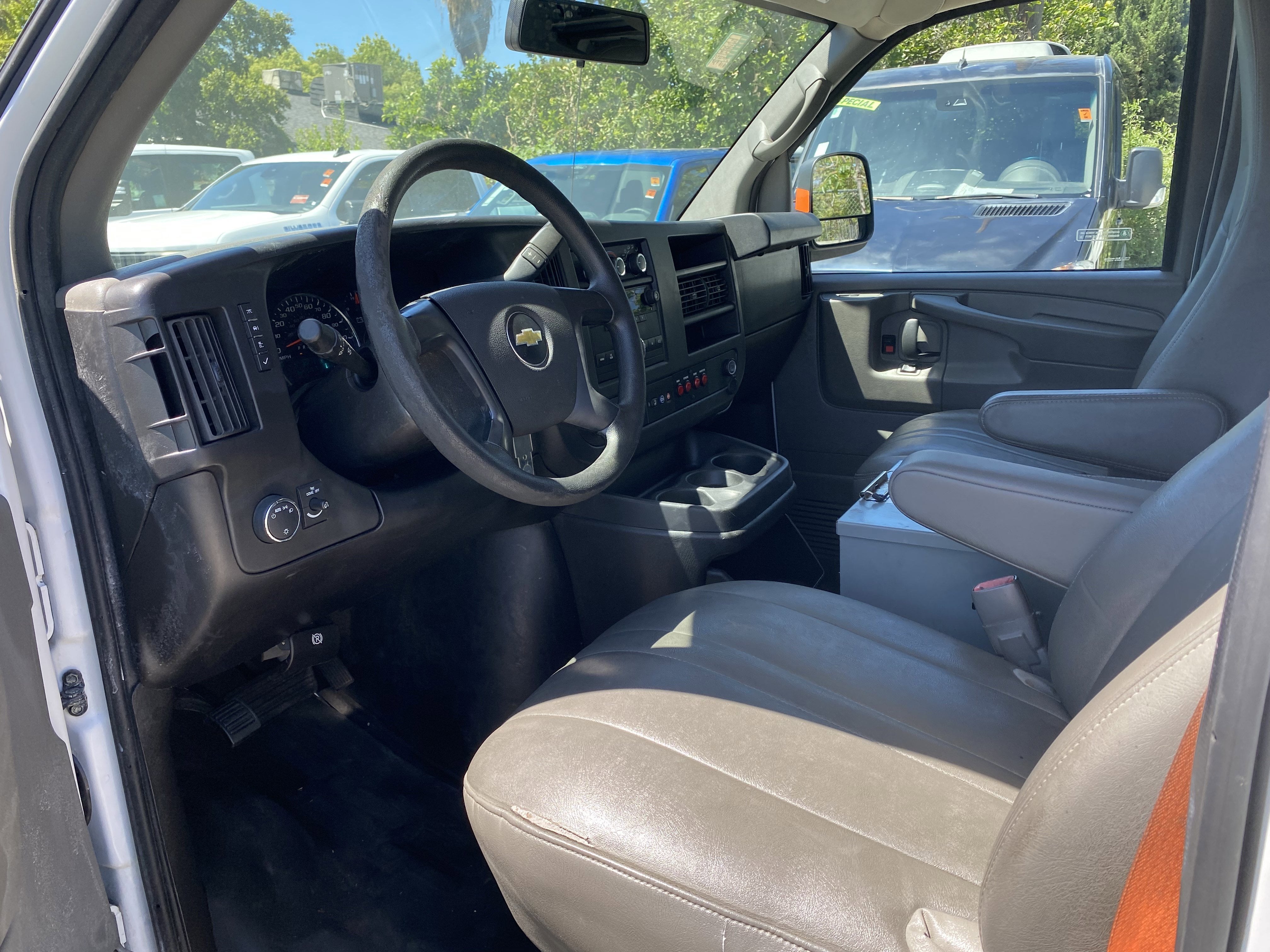 2014 Chevrolet Express Cargo Van RWD 2500 135"