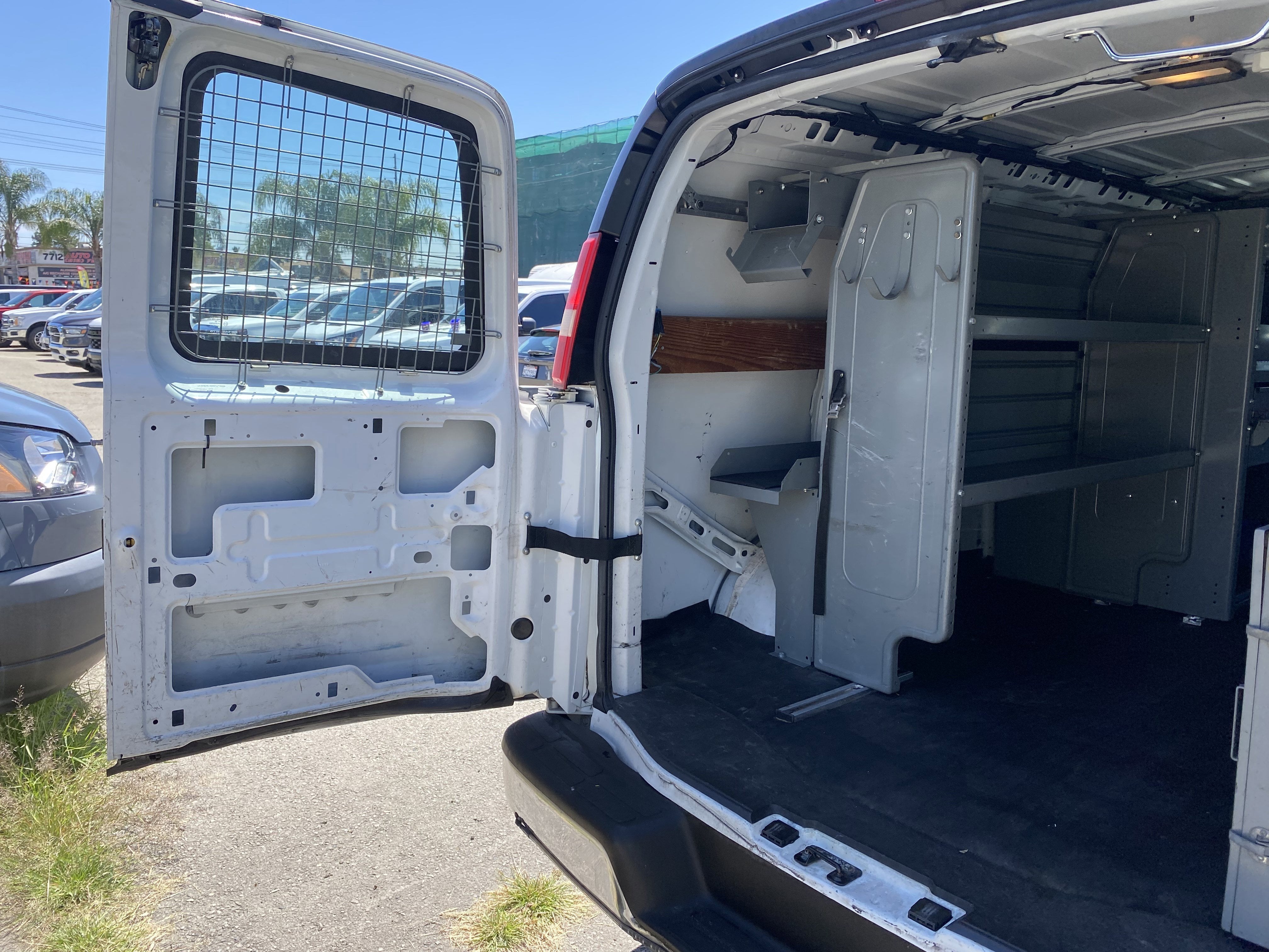 2014 Chevrolet Express Cargo Van RWD 2500 135"