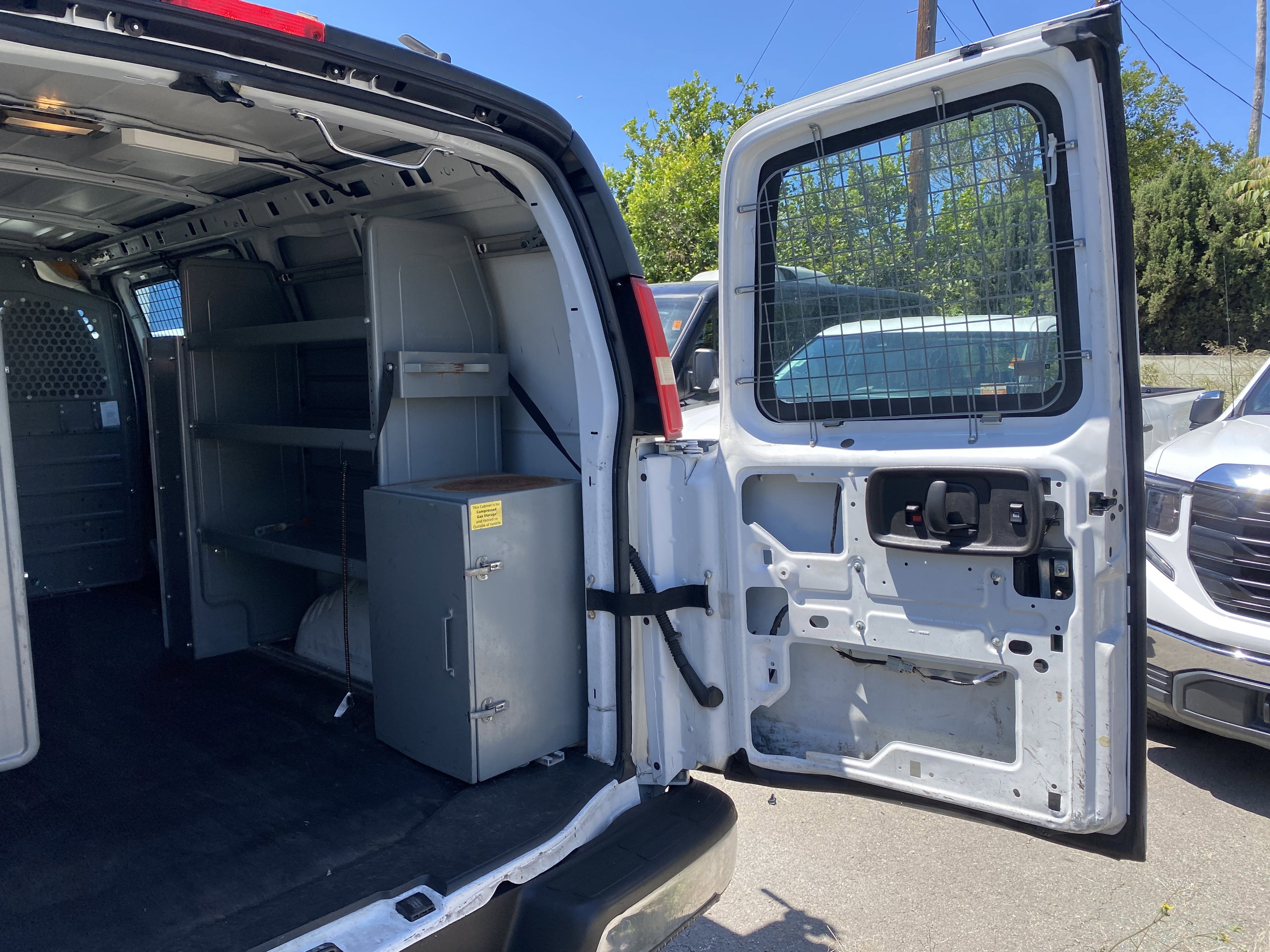 2014 Chevrolet Express Cargo Van RWD 2500 135"