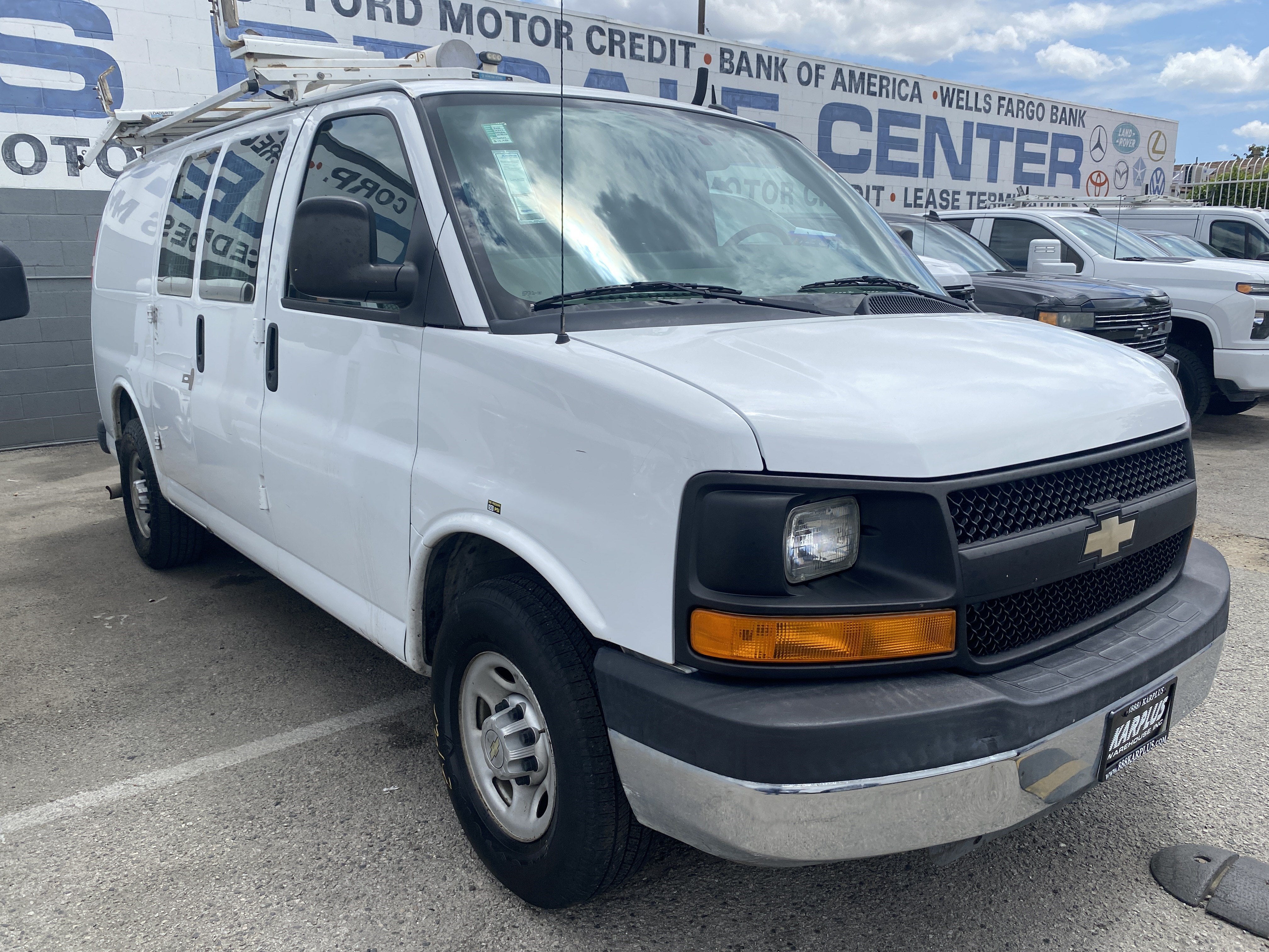 2014 Chevrolet Express Cargo Van RWD 2500 135"