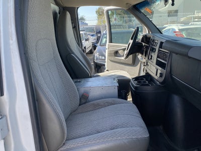 2015 Chevrolet Express Cargo Van RWD 2500 135"
