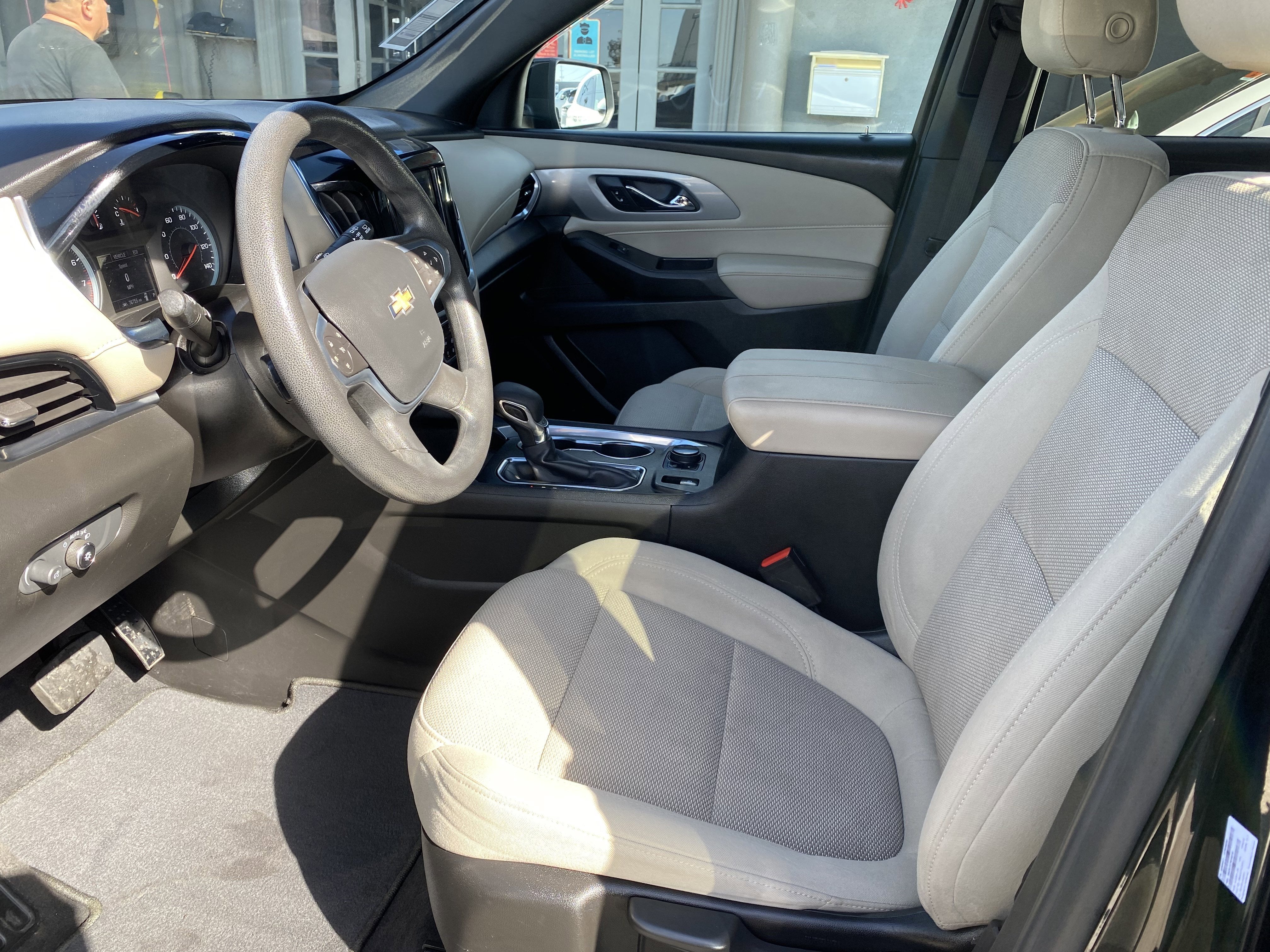 2022 Chevrolet Traverse LS