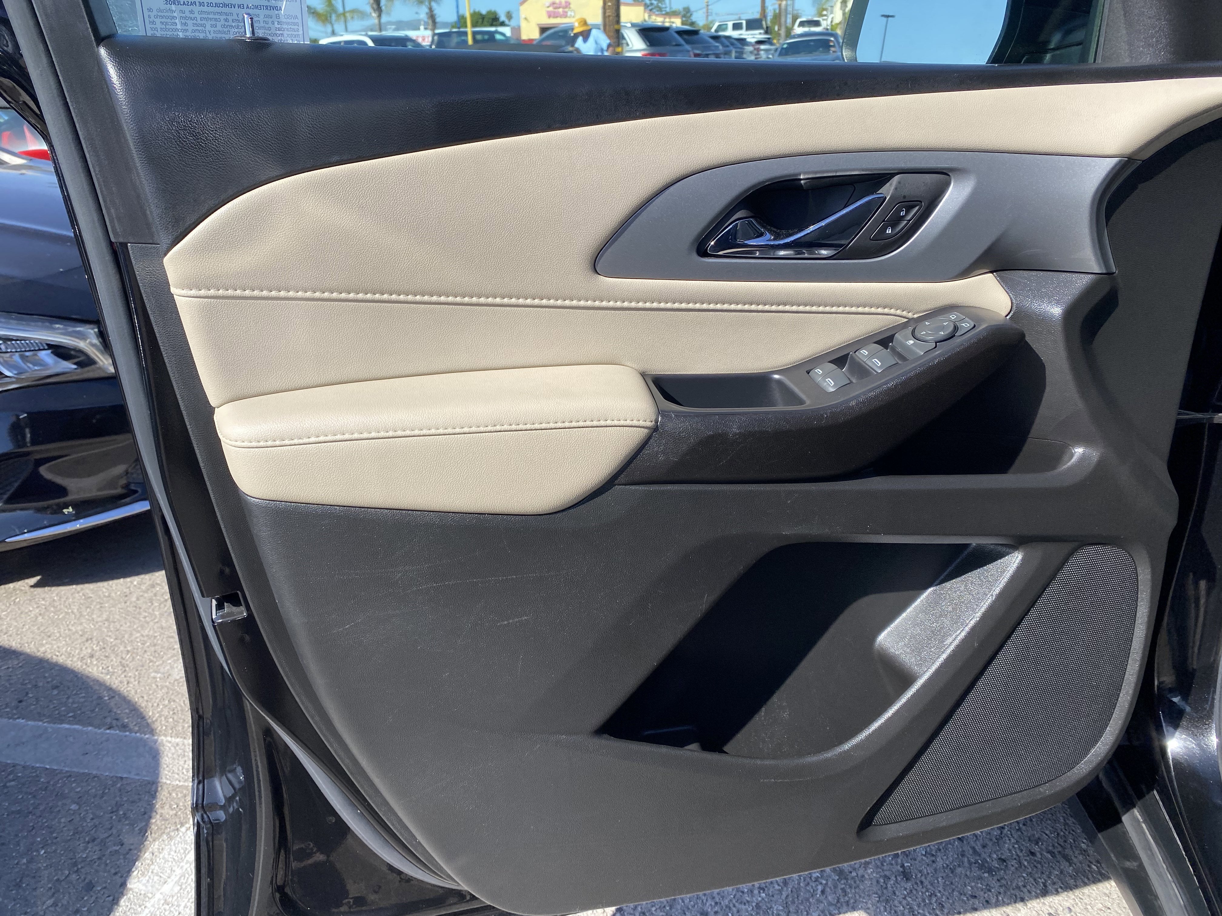 2022 Chevrolet Traverse LS