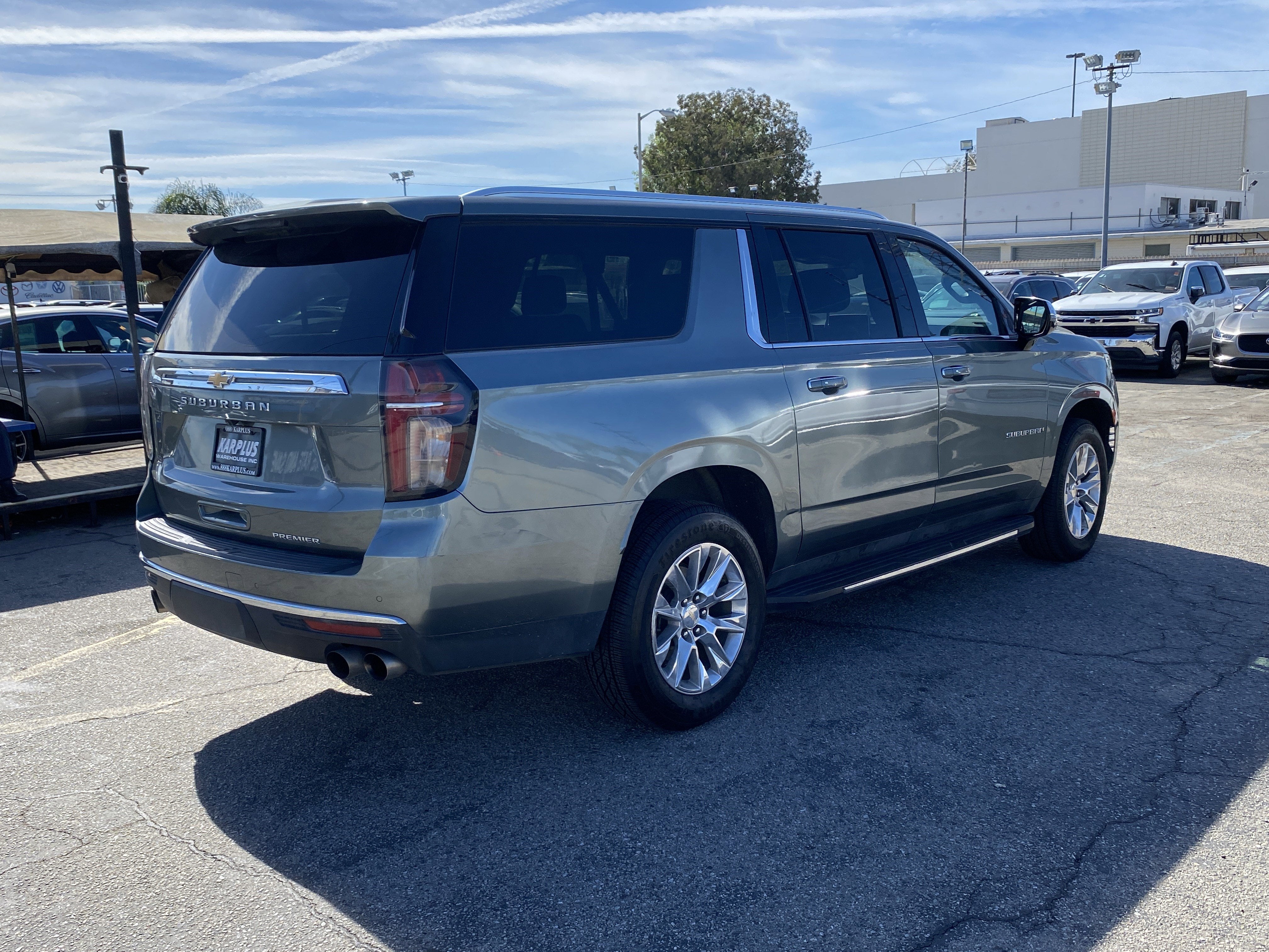 2023 Chevrolet Suburban Premier