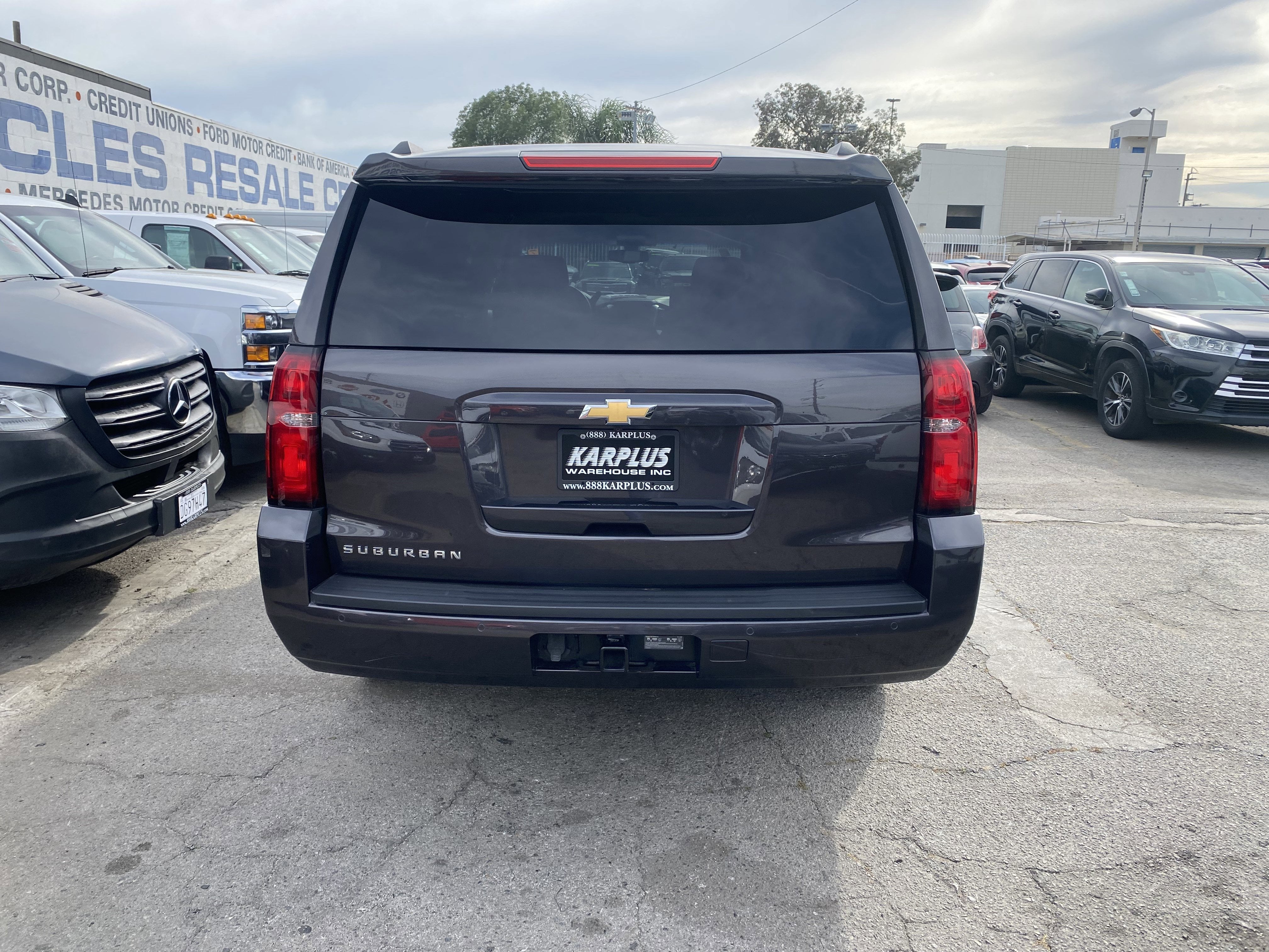 2017 Chevrolet Suburban LS