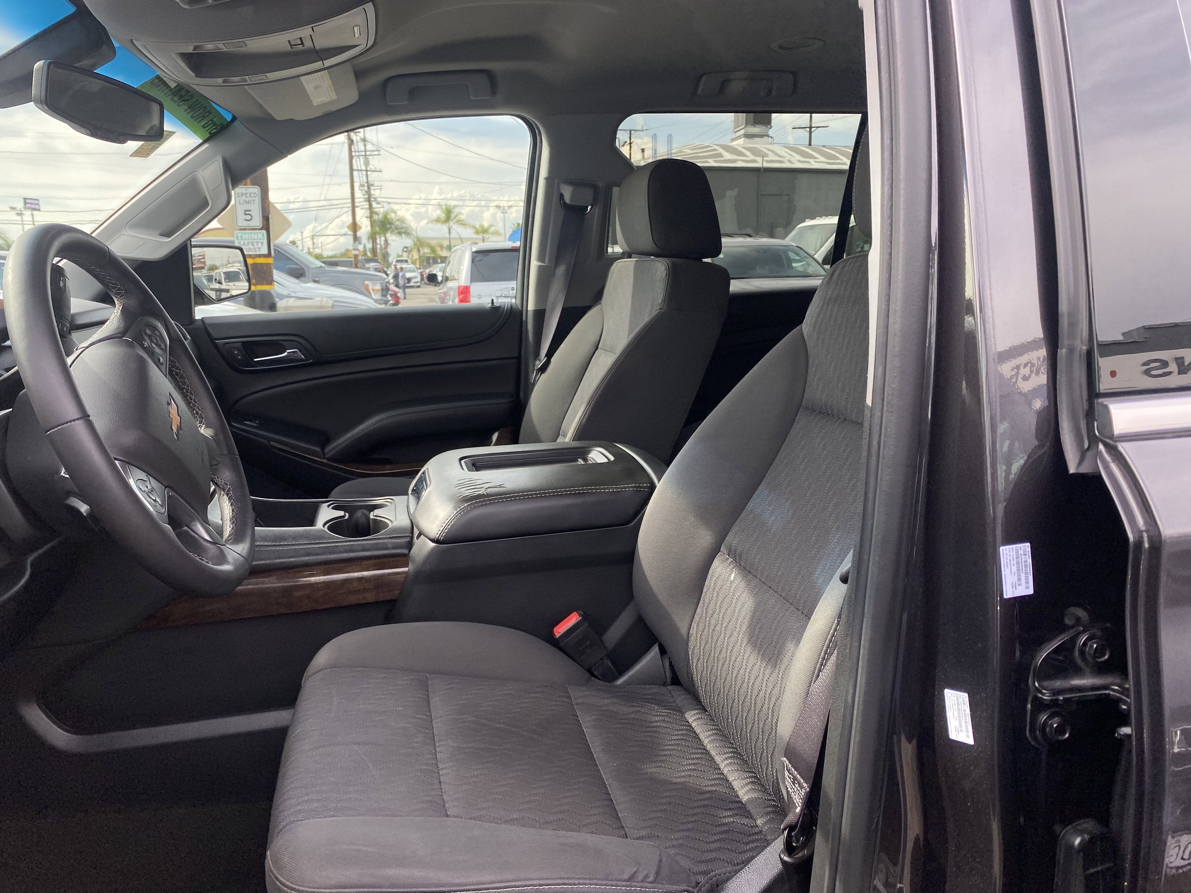 2017 Chevrolet Suburban LS