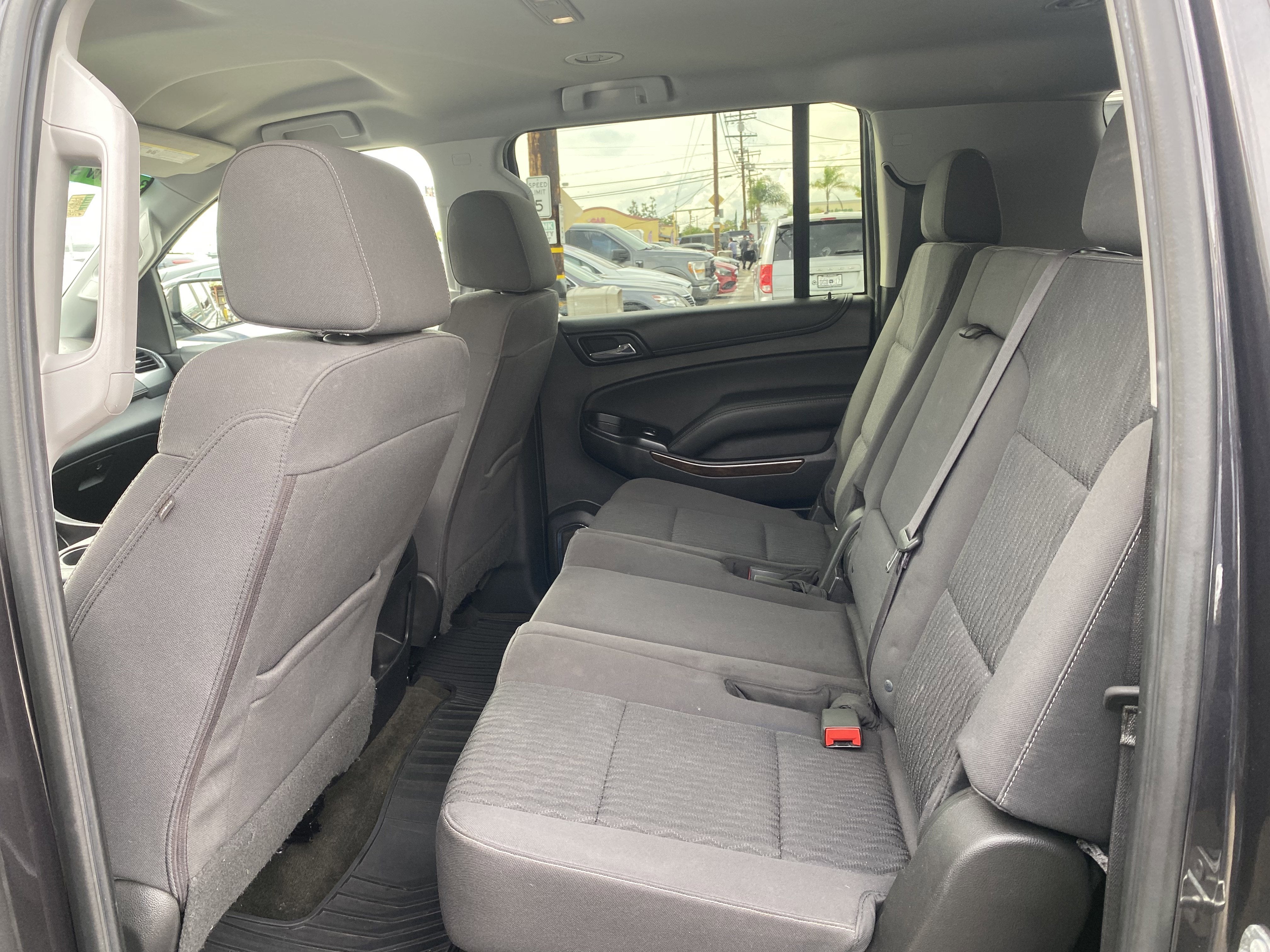 2017 Chevrolet Suburban LS