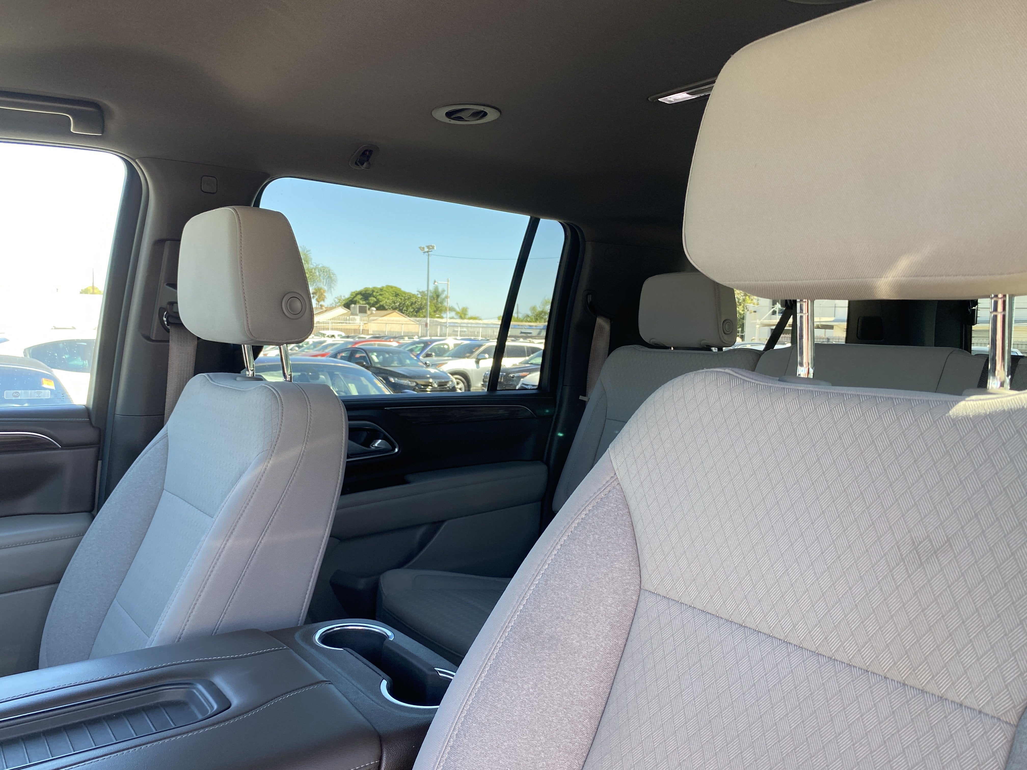 2021 Chevrolet Suburban LS