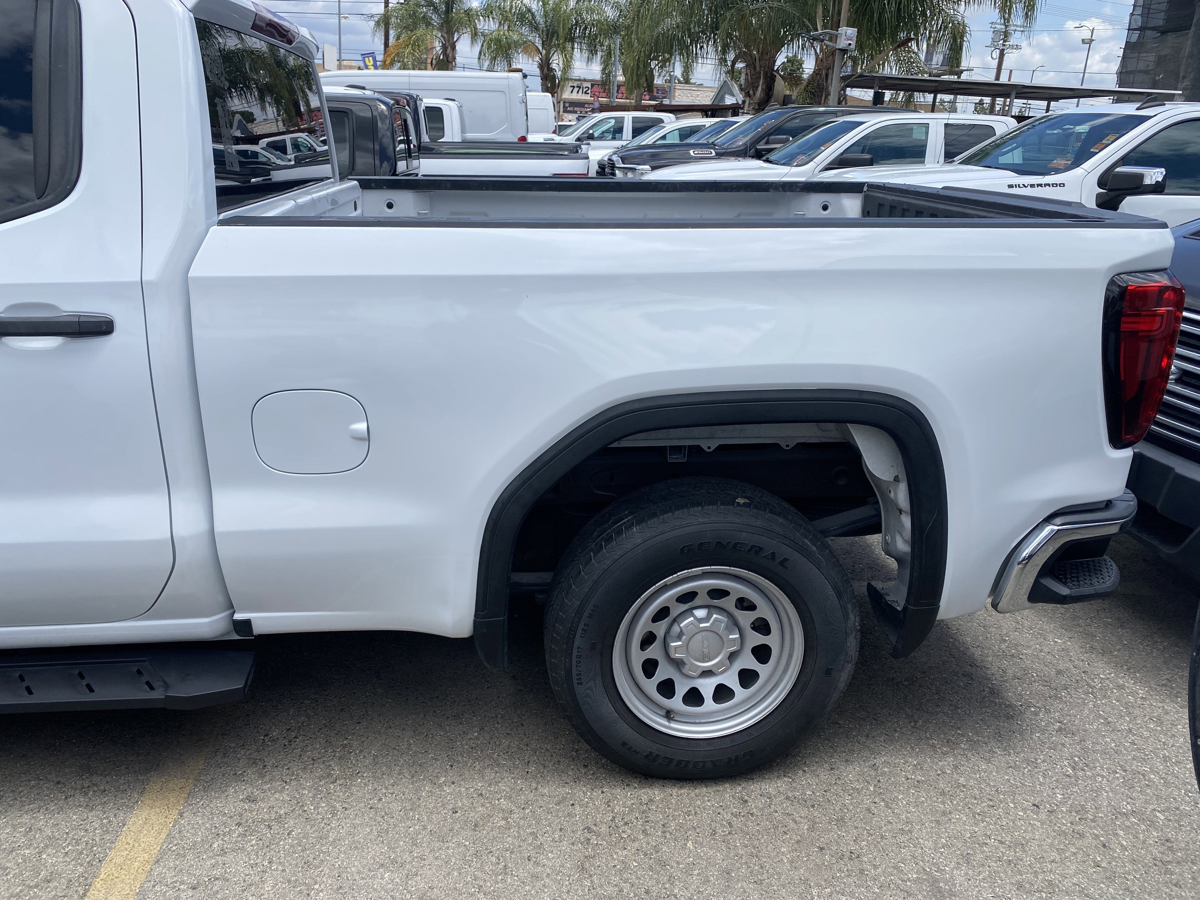 2023 GMC Sierra 1500 Pro