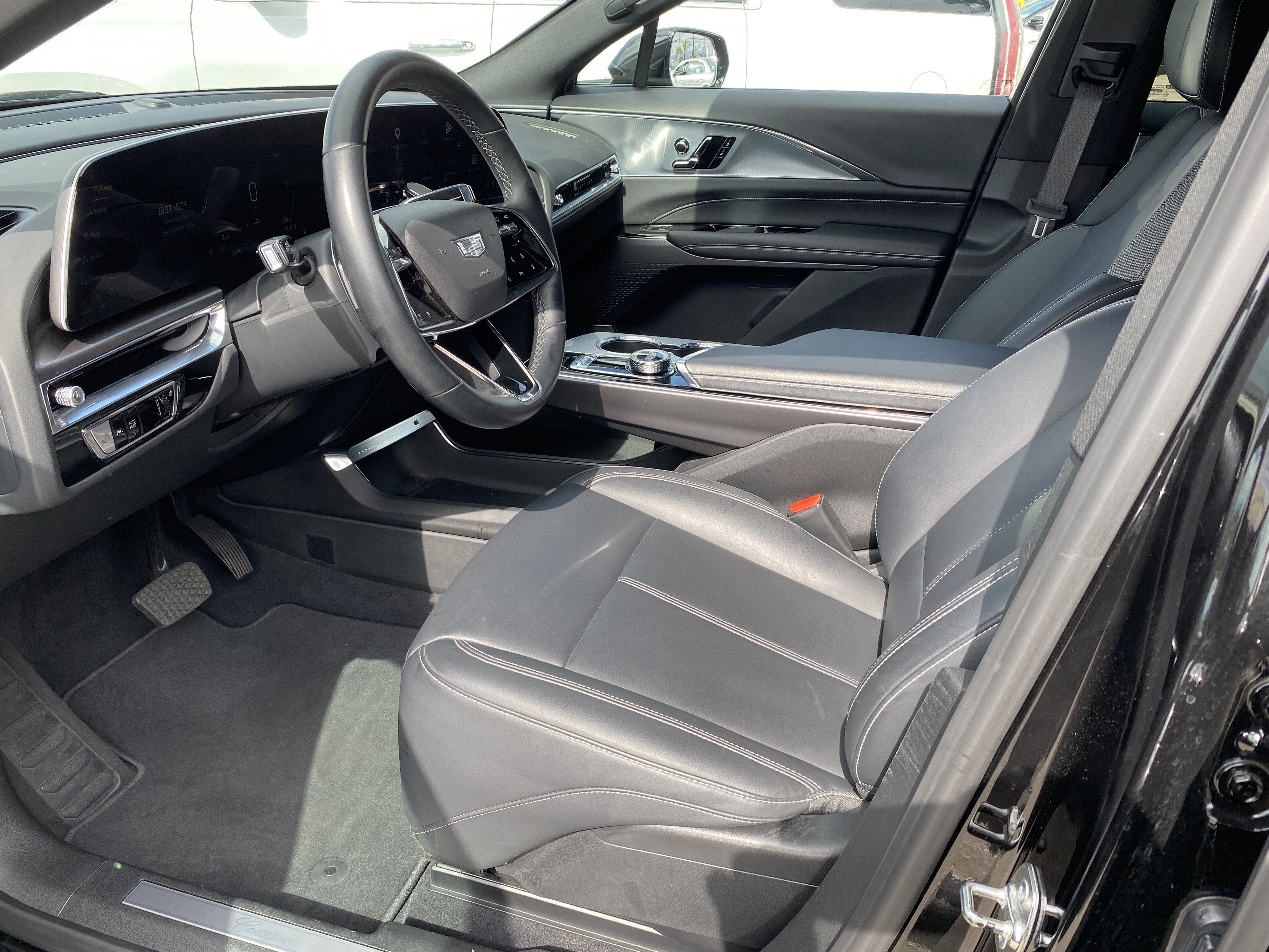 2024 Cadillac LYRIQ 4DR TECH W/1SA