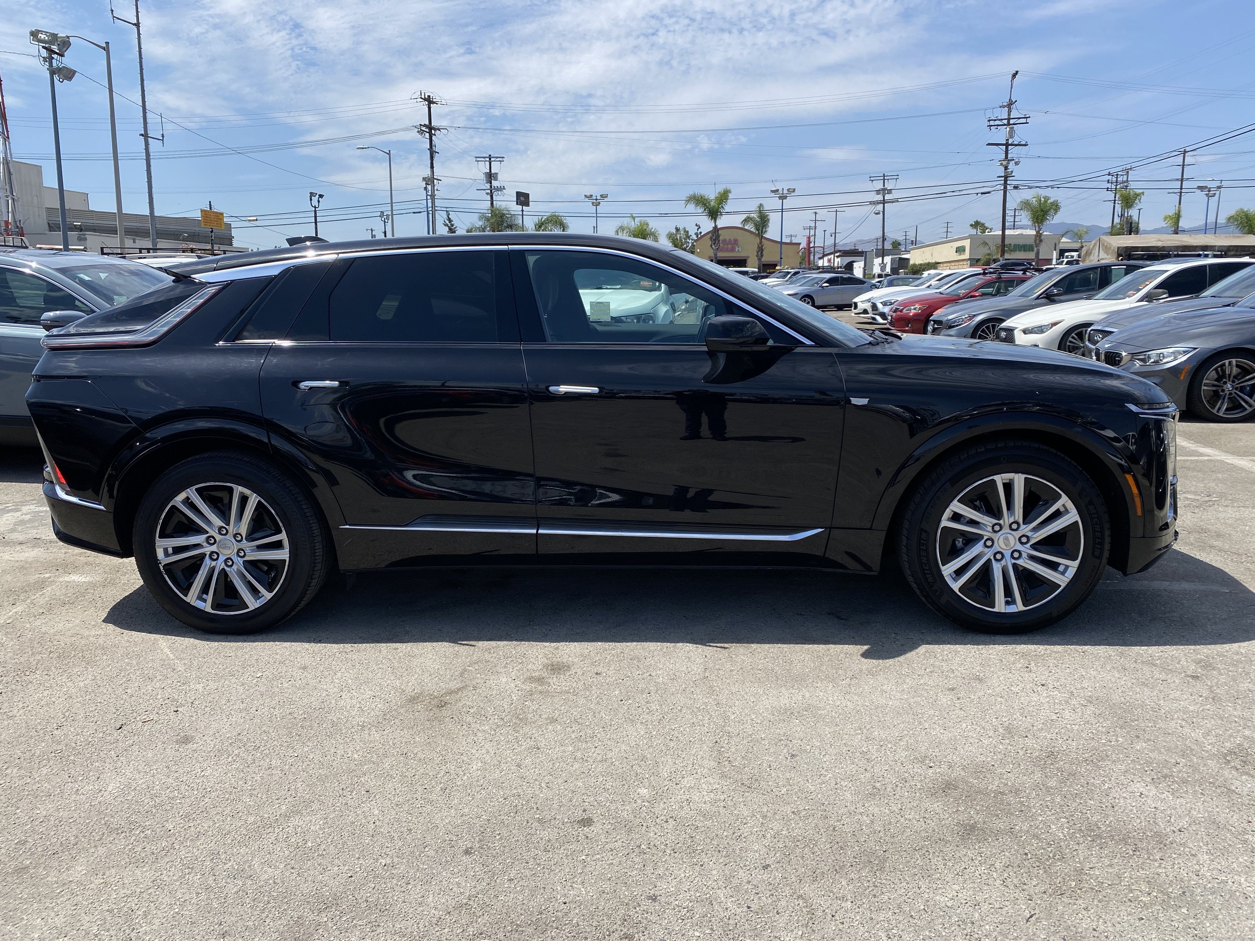 2024 Cadillac LYRIQ Tech