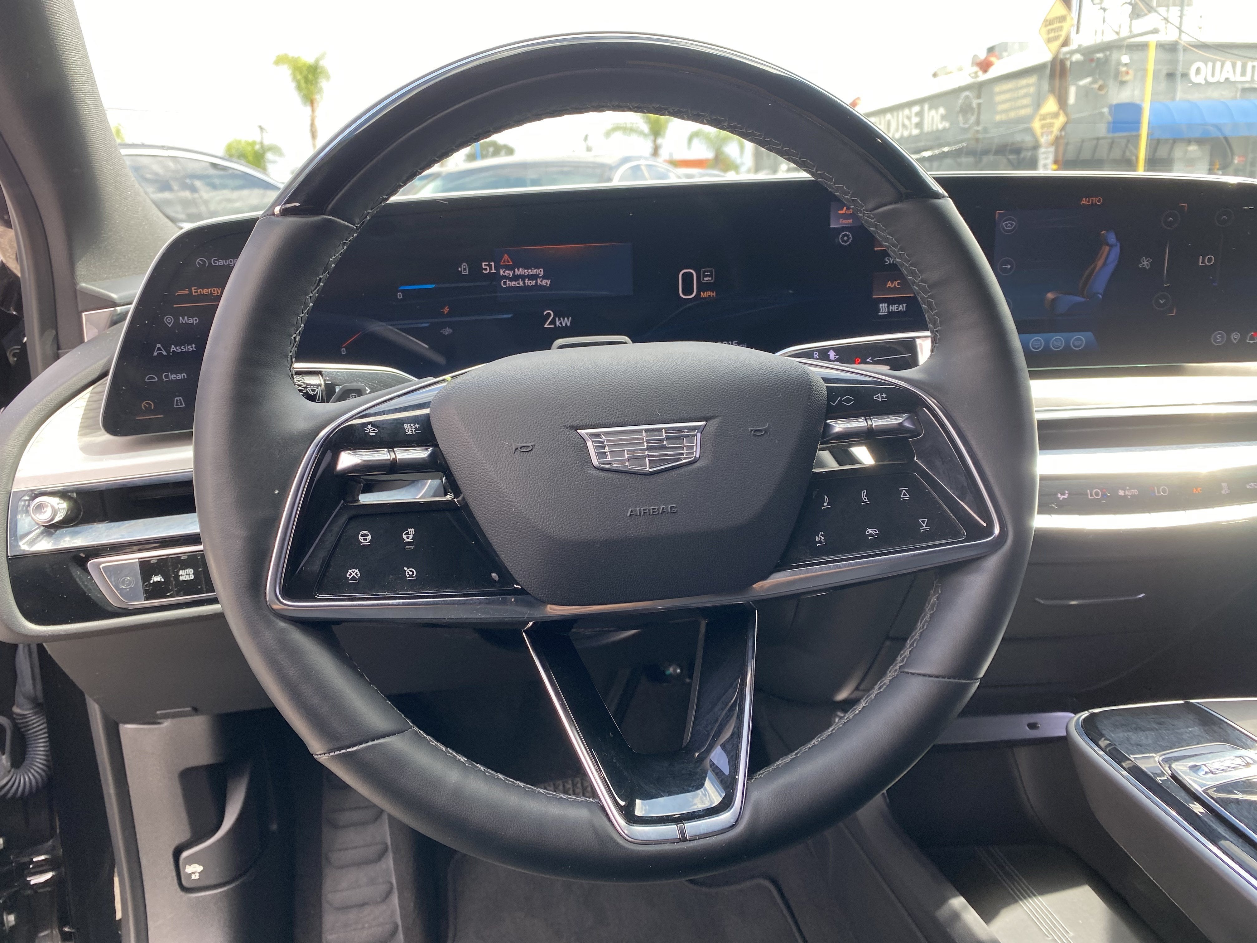 2024 Cadillac LYRIQ 4DR LUXURY W/1SD