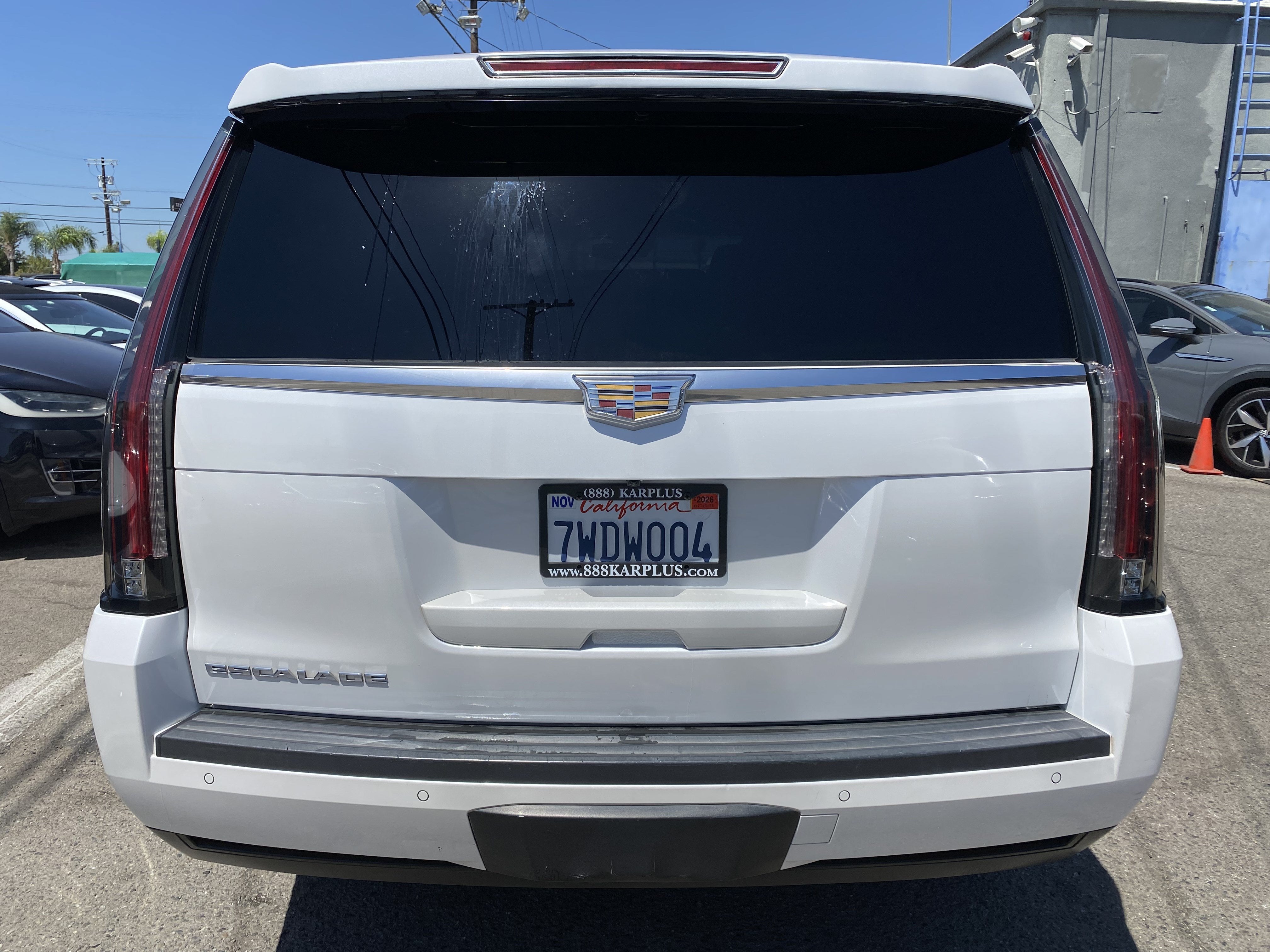 2016 Cadillac Escalade 2WD 4DR LUXURY COLLECTION