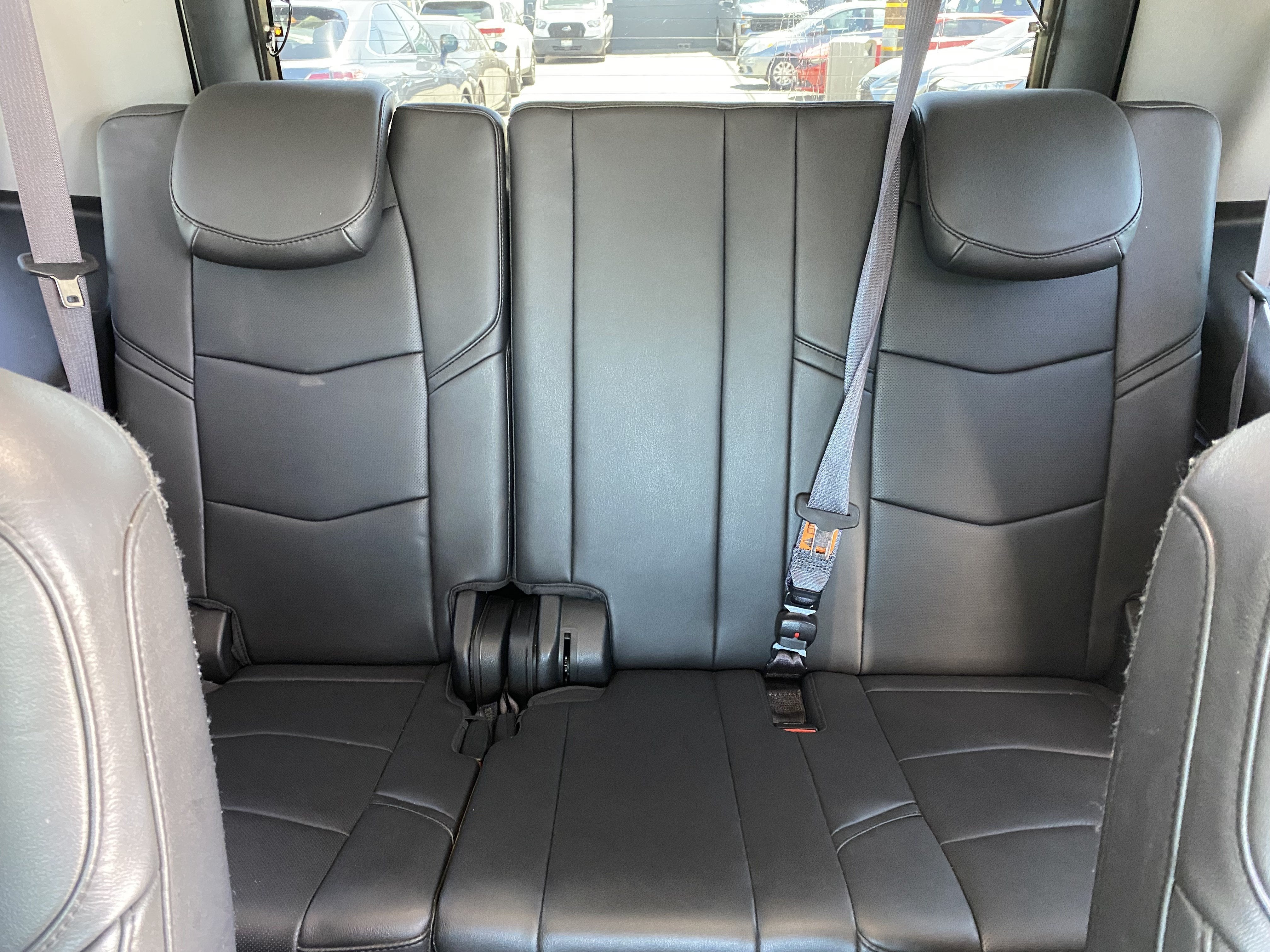 2016 Cadillac Escalade 2WD 4DR LUXURY COLLECTION