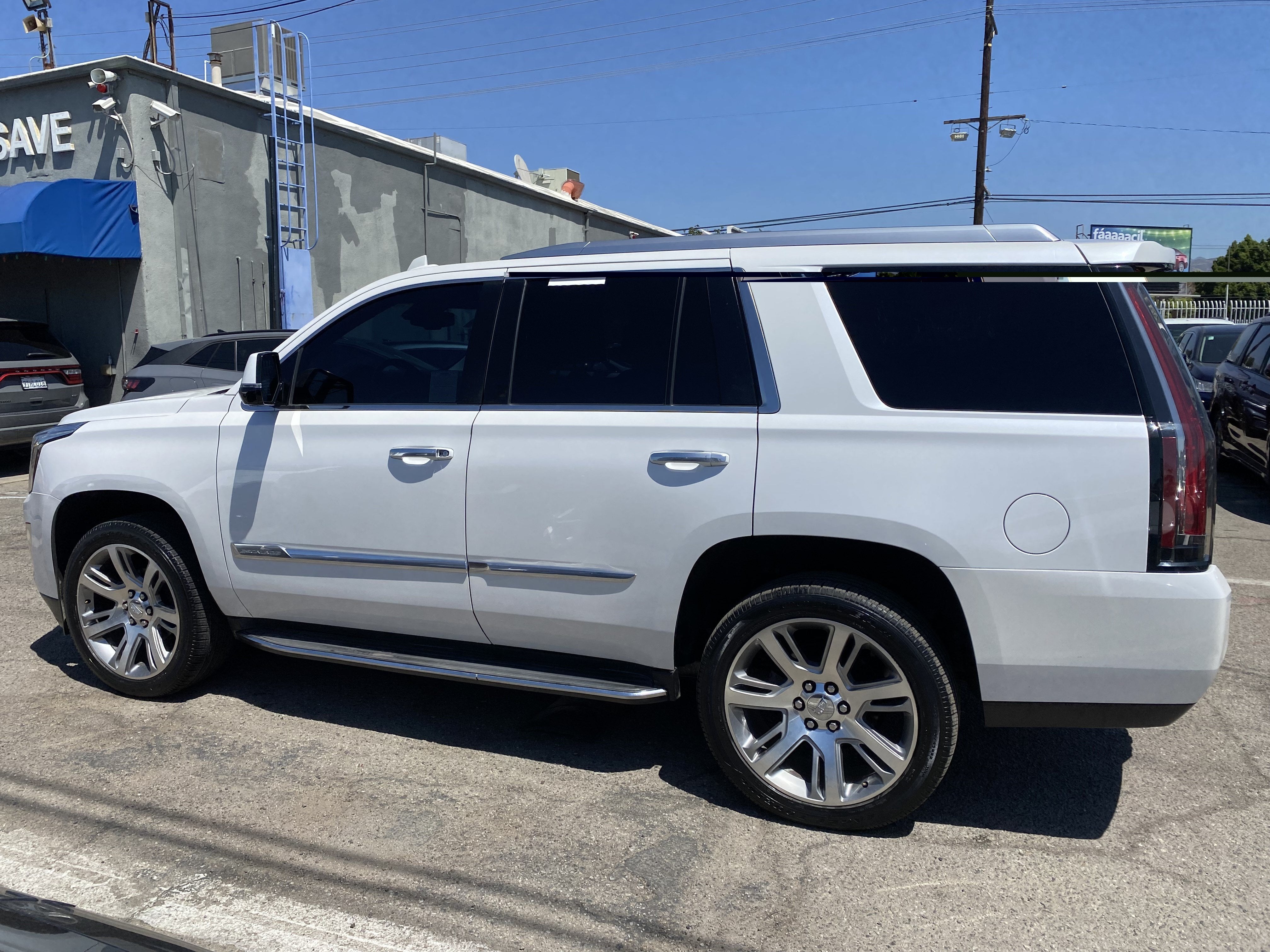 2016 Cadillac Escalade 2WD 4DR LUXURY COLLECTION