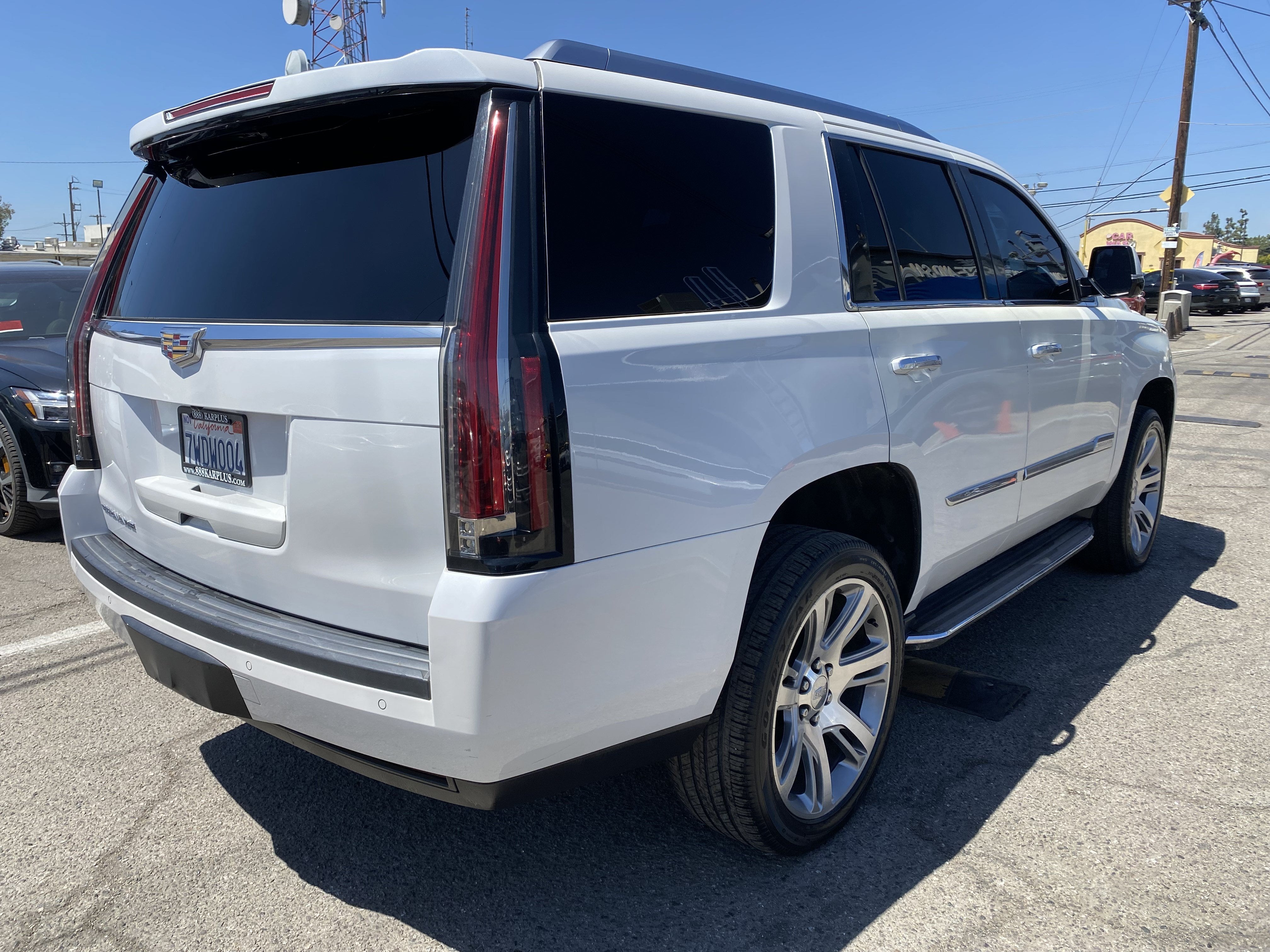 2016 Cadillac Escalade 2WD 4DR LUXURY COLLECTION