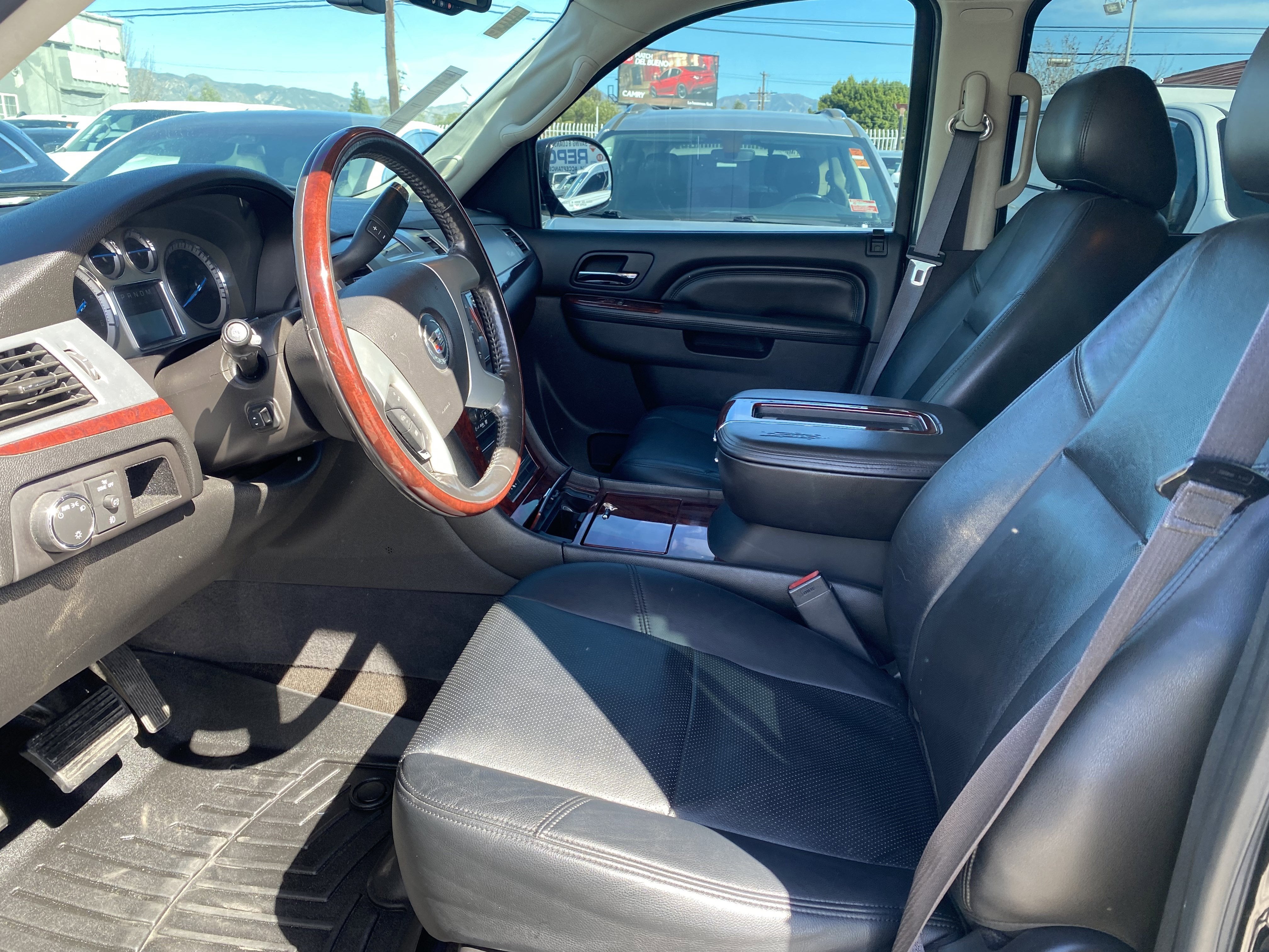 2013 Cadillac Escalade ESV Luxury