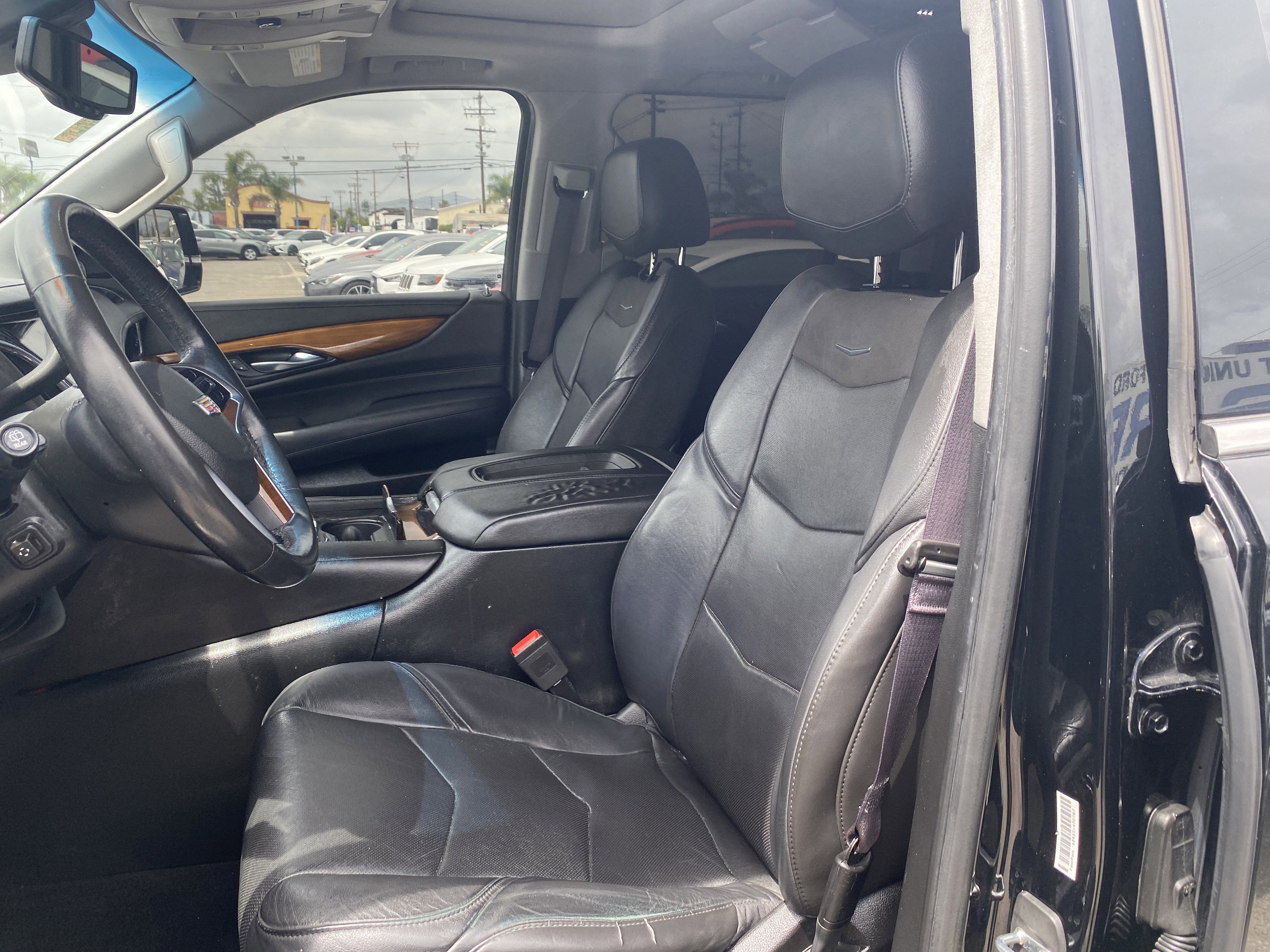 2016 Cadillac Escalade ESV Luxury Collection