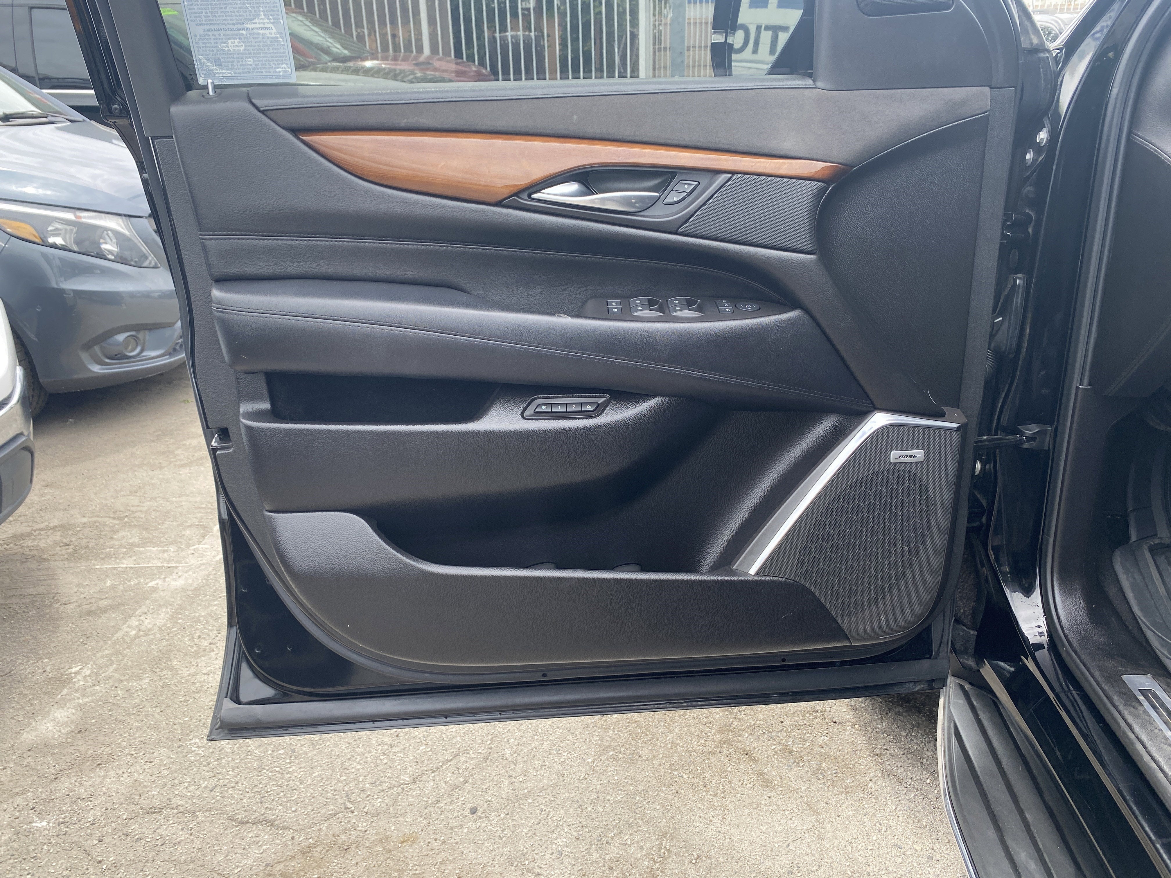2016 Cadillac Escalade ESV Luxury Collection