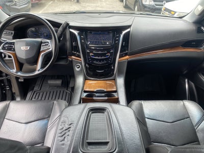 2016 Cadillac Escalade ESV Luxury Collection