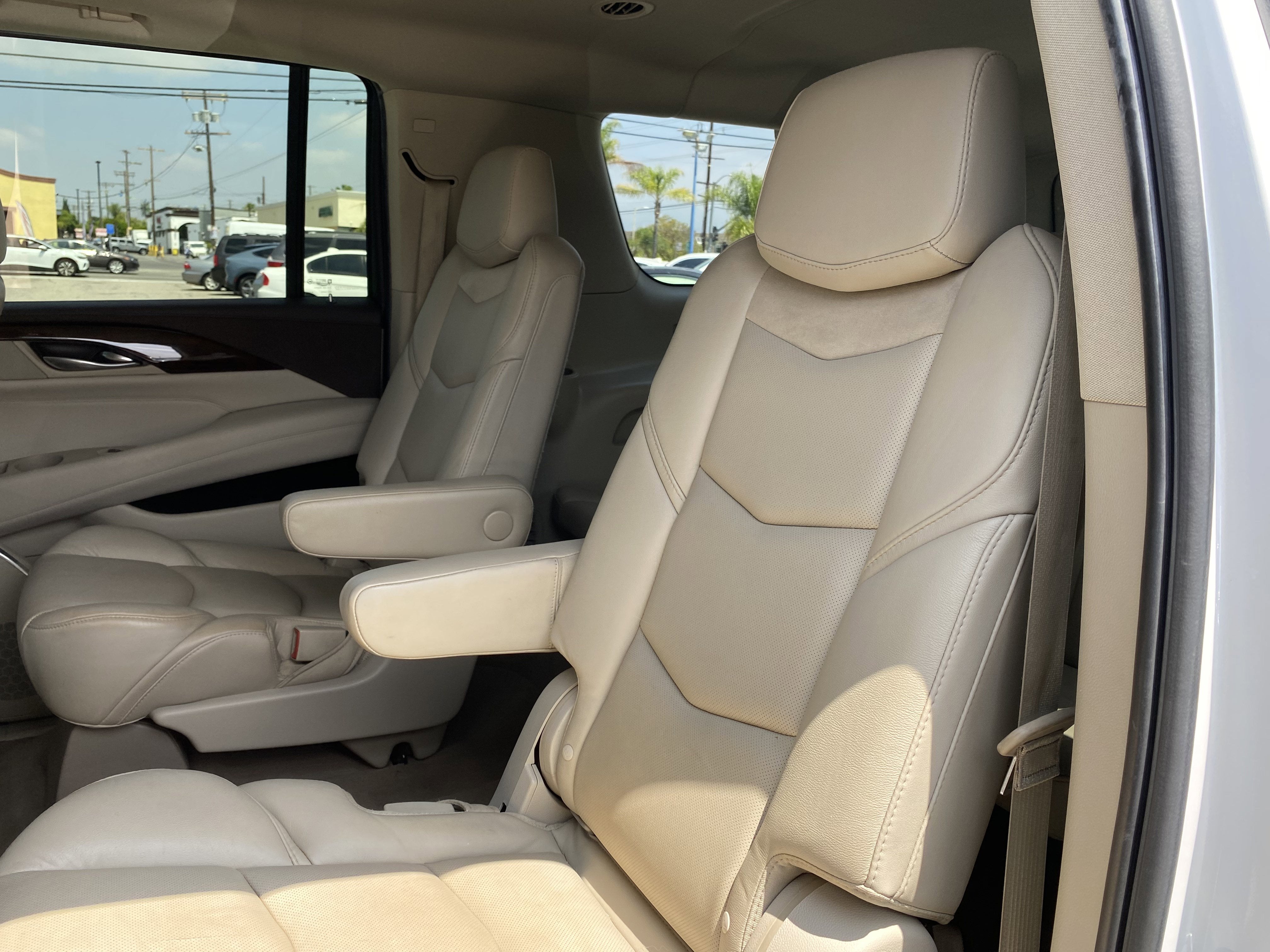 2017 Cadillac Escalade ESV Premium Luxury