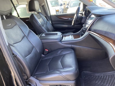 2018 Cadillac Escalade Luxury
