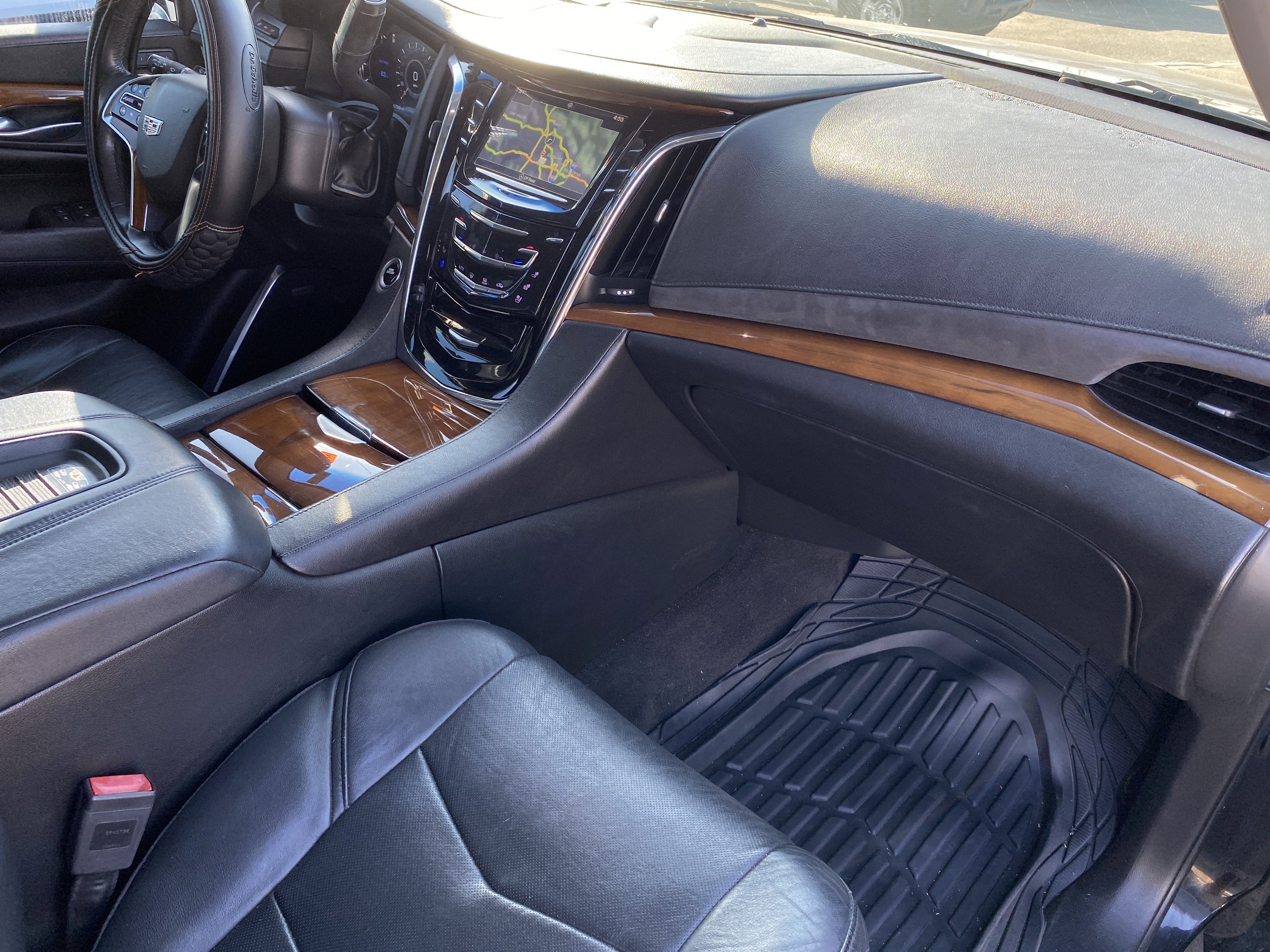 2018 Cadillac Escalade Luxury