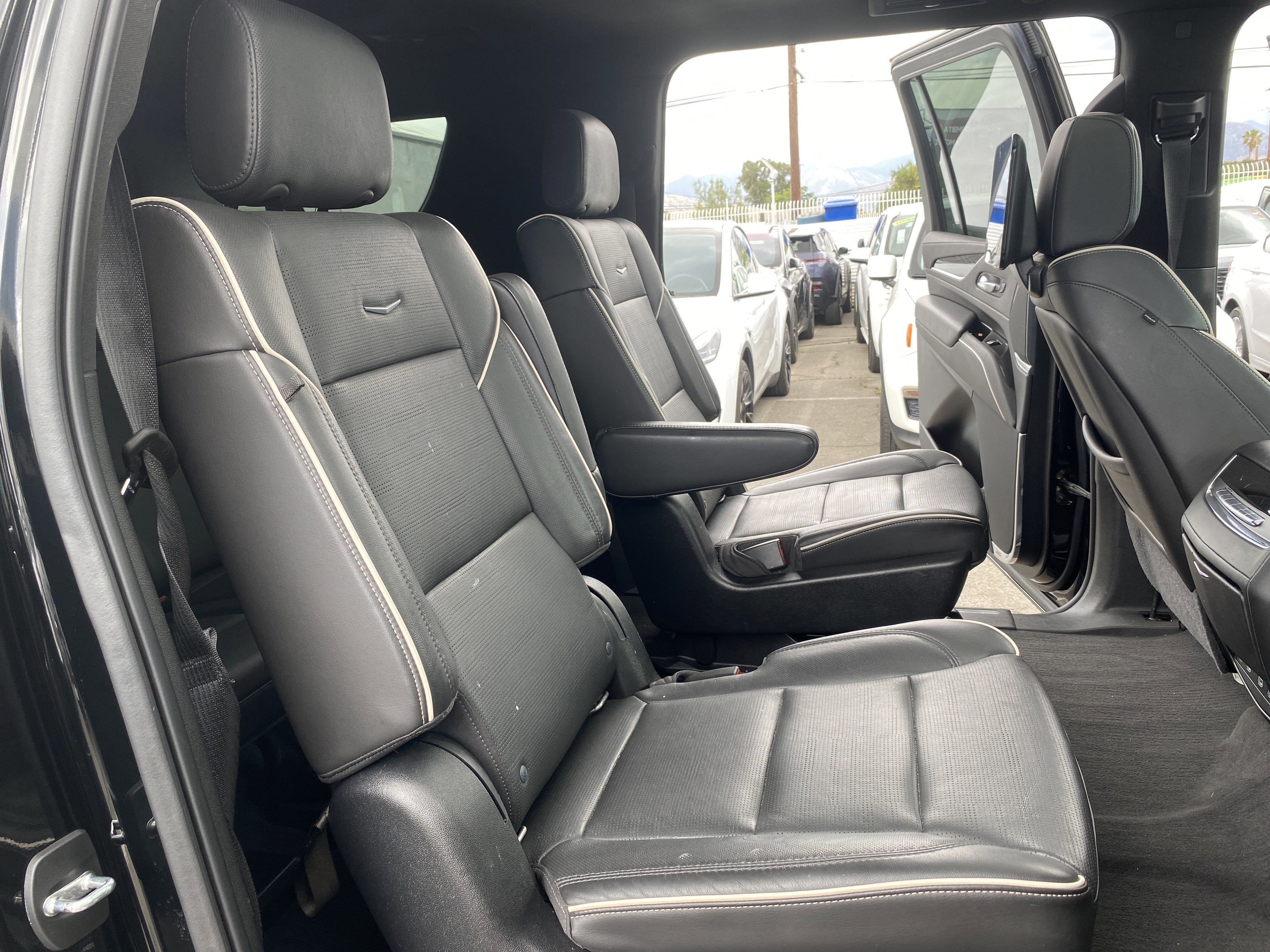 2021 Cadillac Escalade ESV Sport