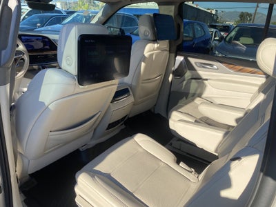 2022 Cadillac Escalade ESV Sport Platinum