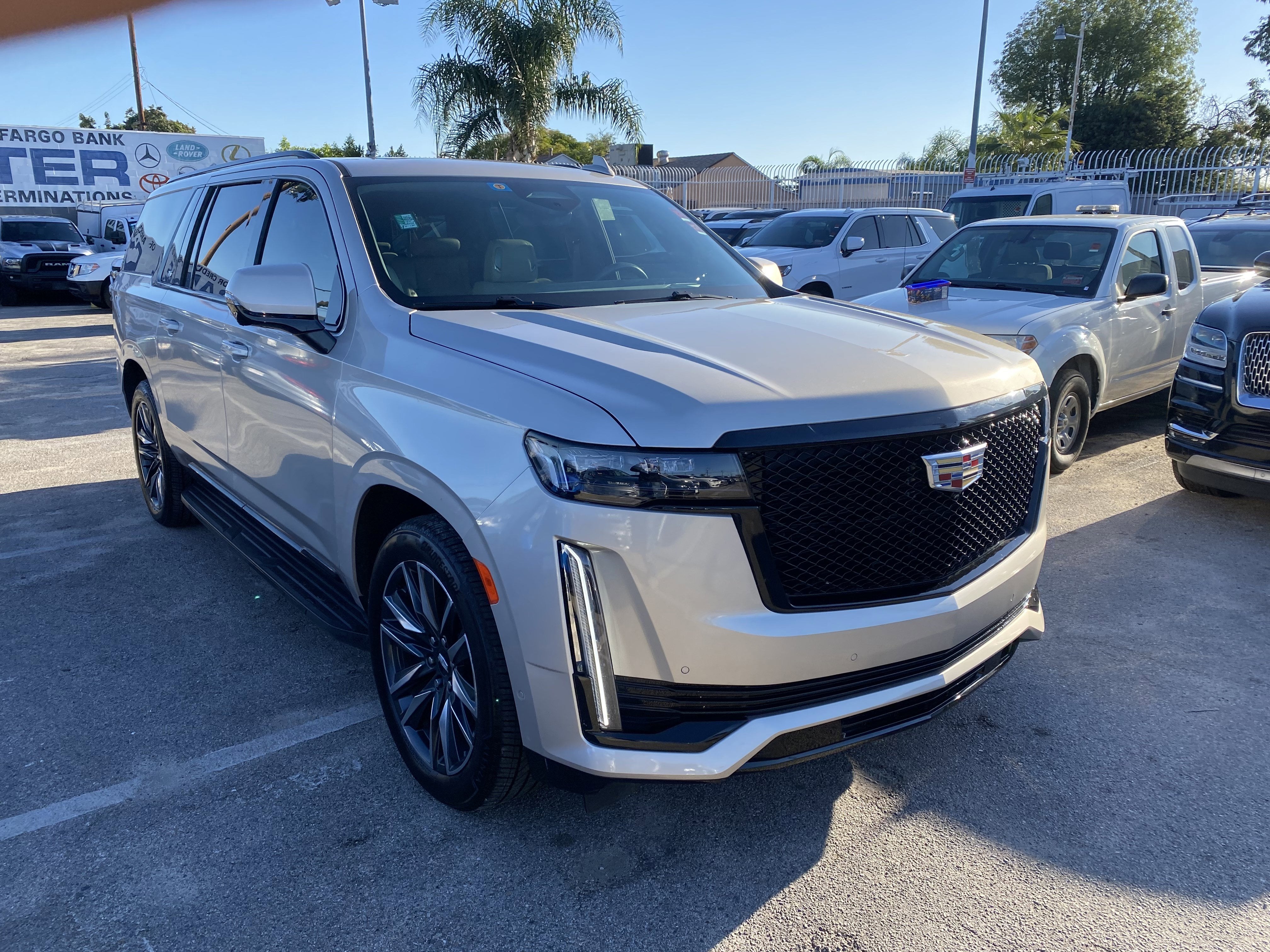 2022 Cadillac Escalade ESV Sport Platinum